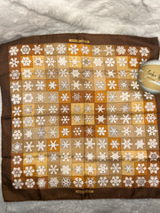 Hermes FEU De L’Hiver Vauzelles Carre Silk Scarf