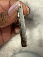 LV Silver Clip