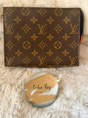 LV Monogram Toiletry 19