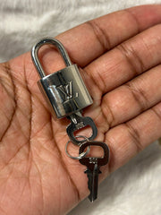 LV Silver Lock & Key Set