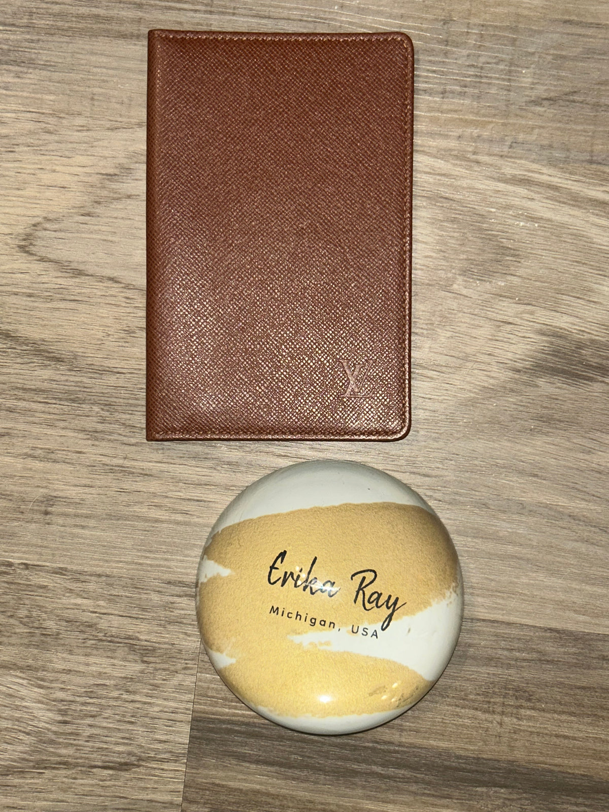 LV Brown Taiga Photo/Card & ID Holder
