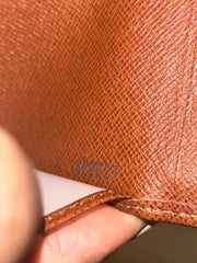 LV Brown Taiga Photo/Card & ID Holder