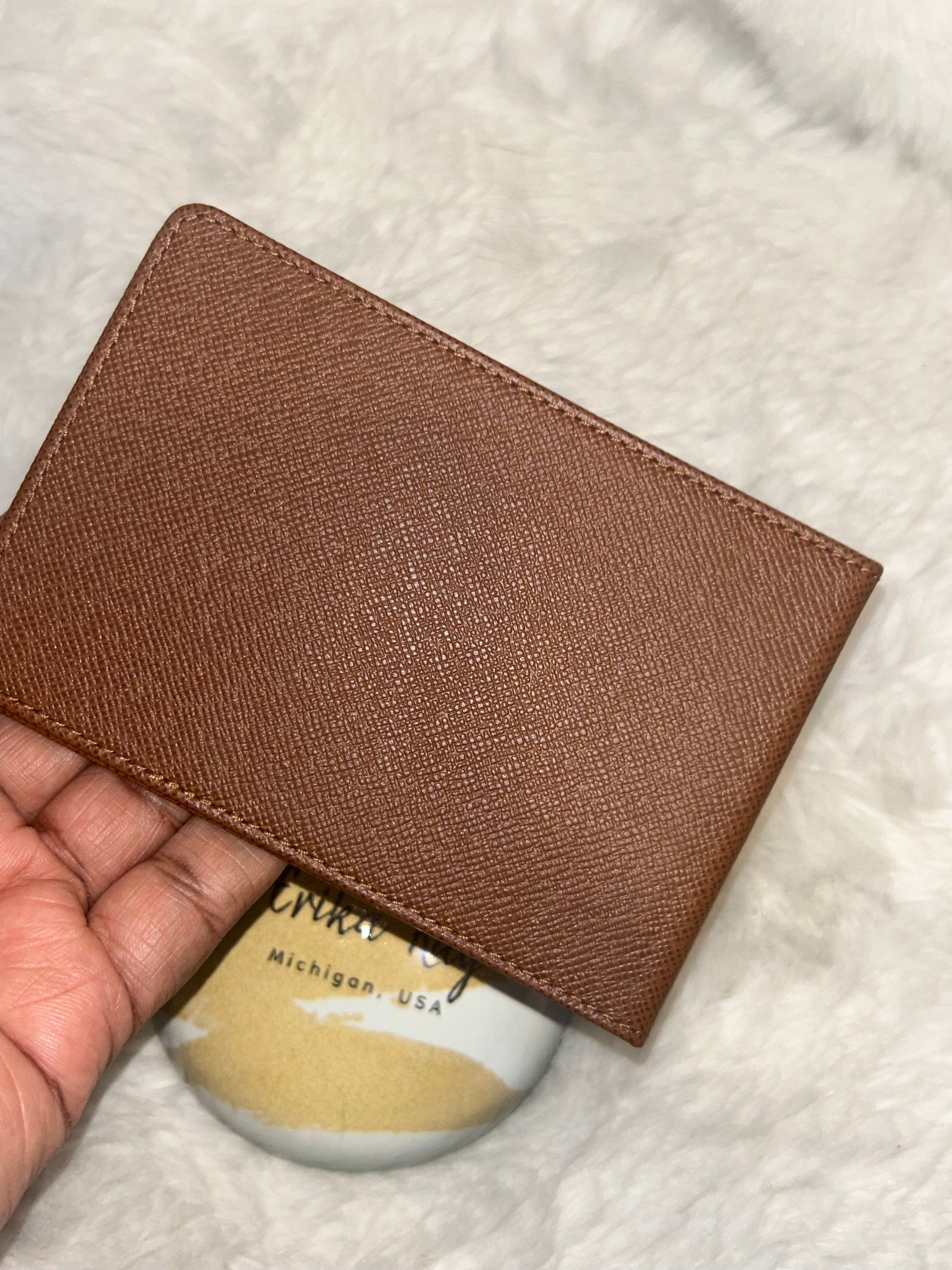 LV Taiga Organizer Card Case