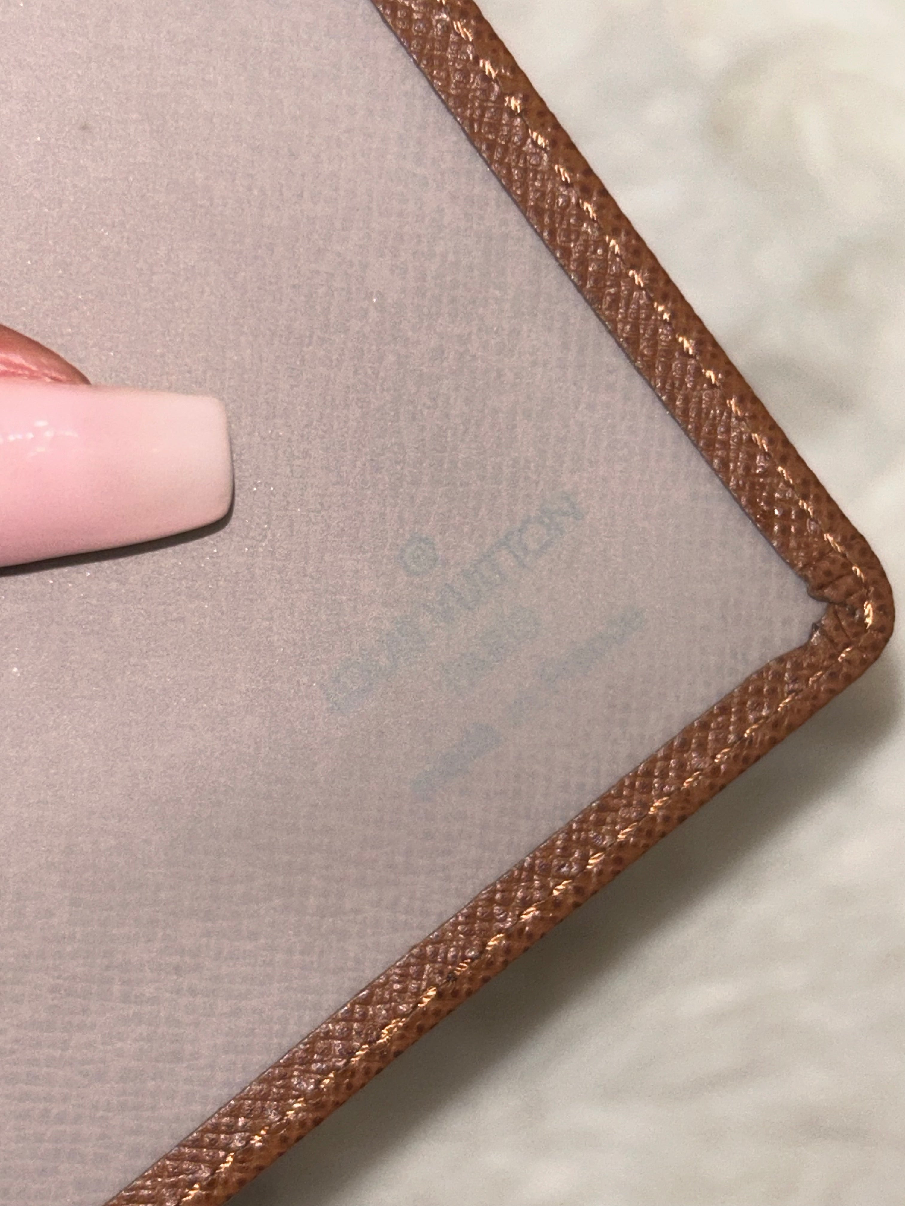 LV Taiga Organizer Card Case