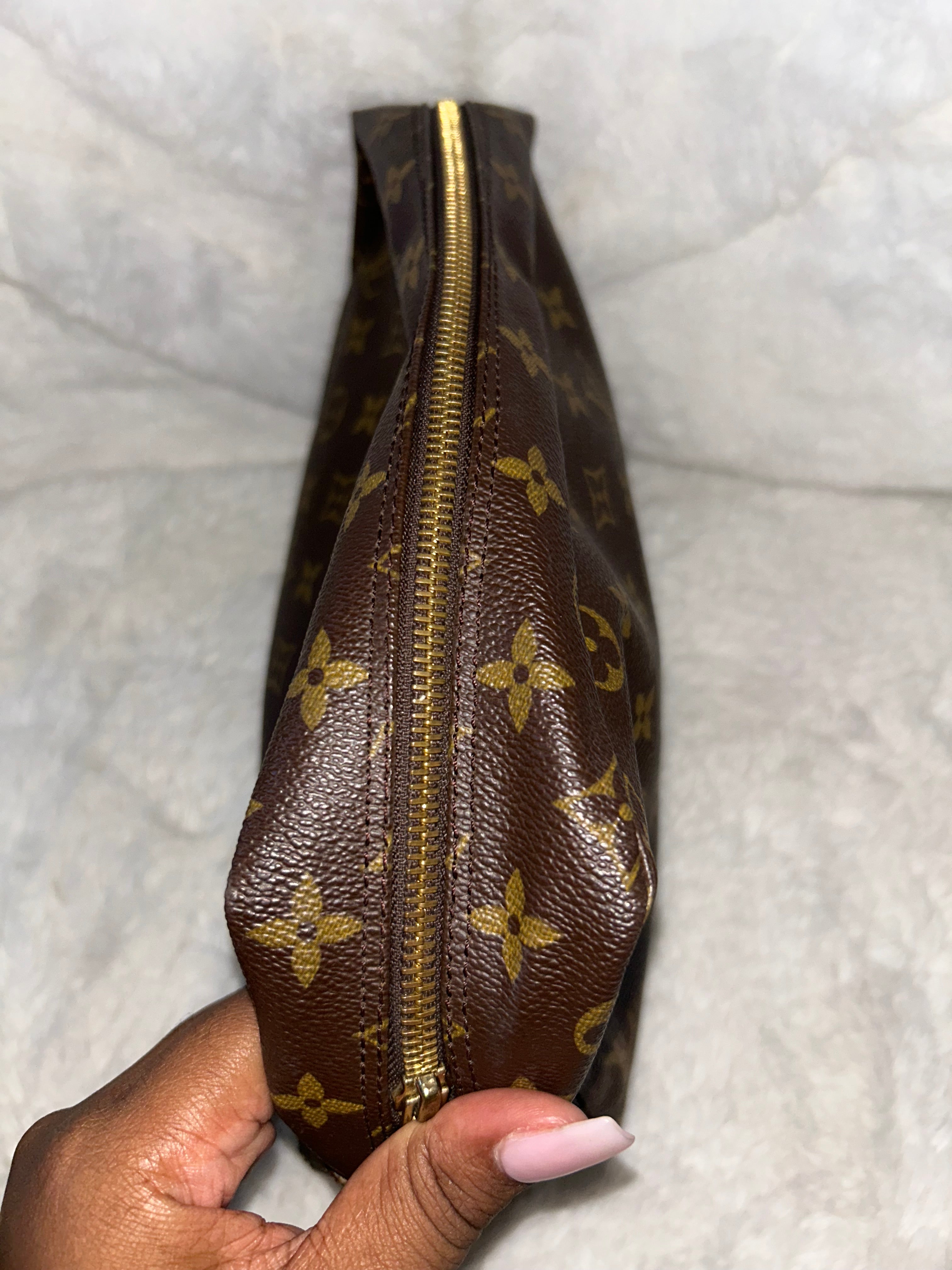LV Monogram Trousse 28