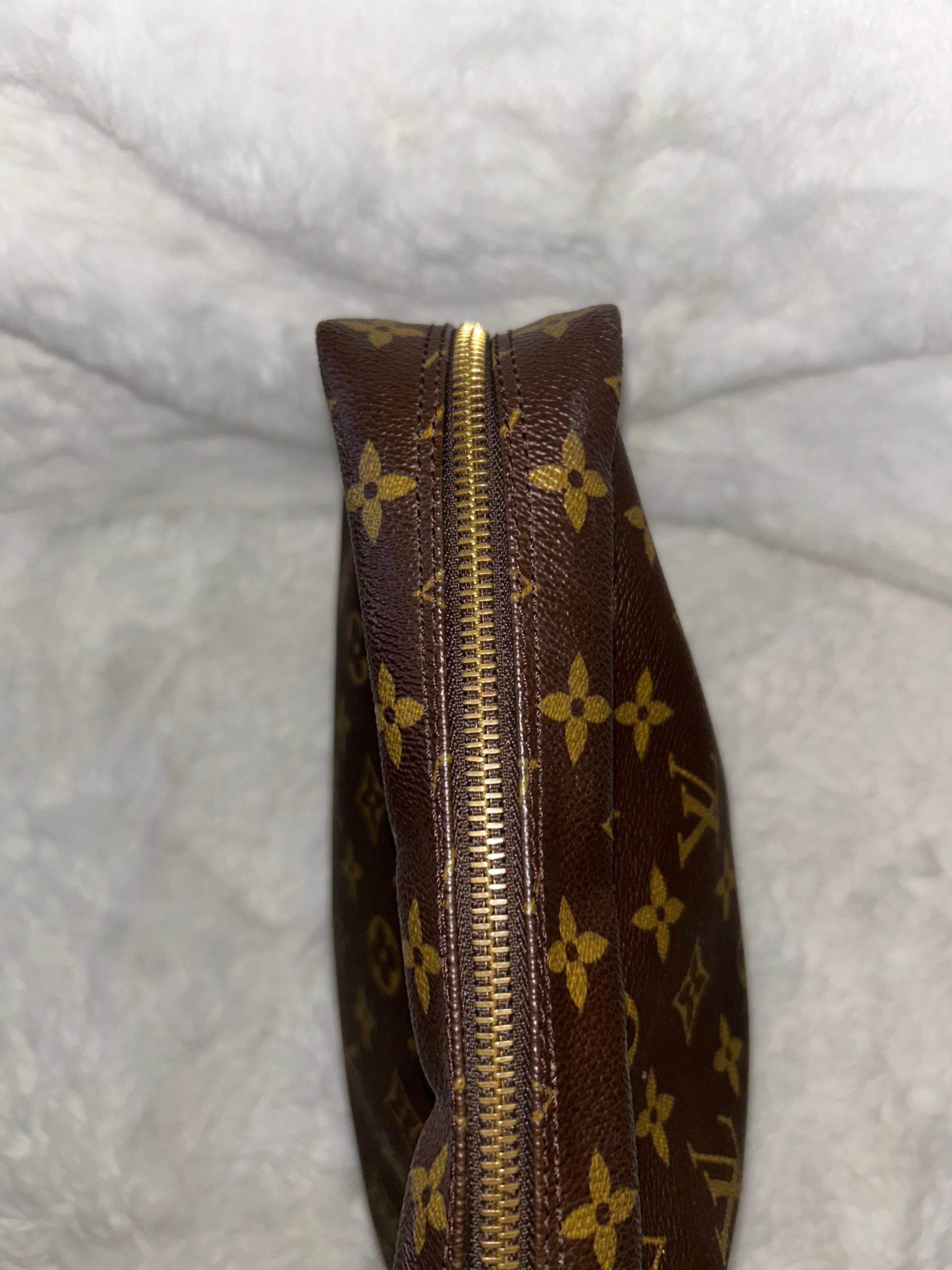 LV Monogram Trousse 28