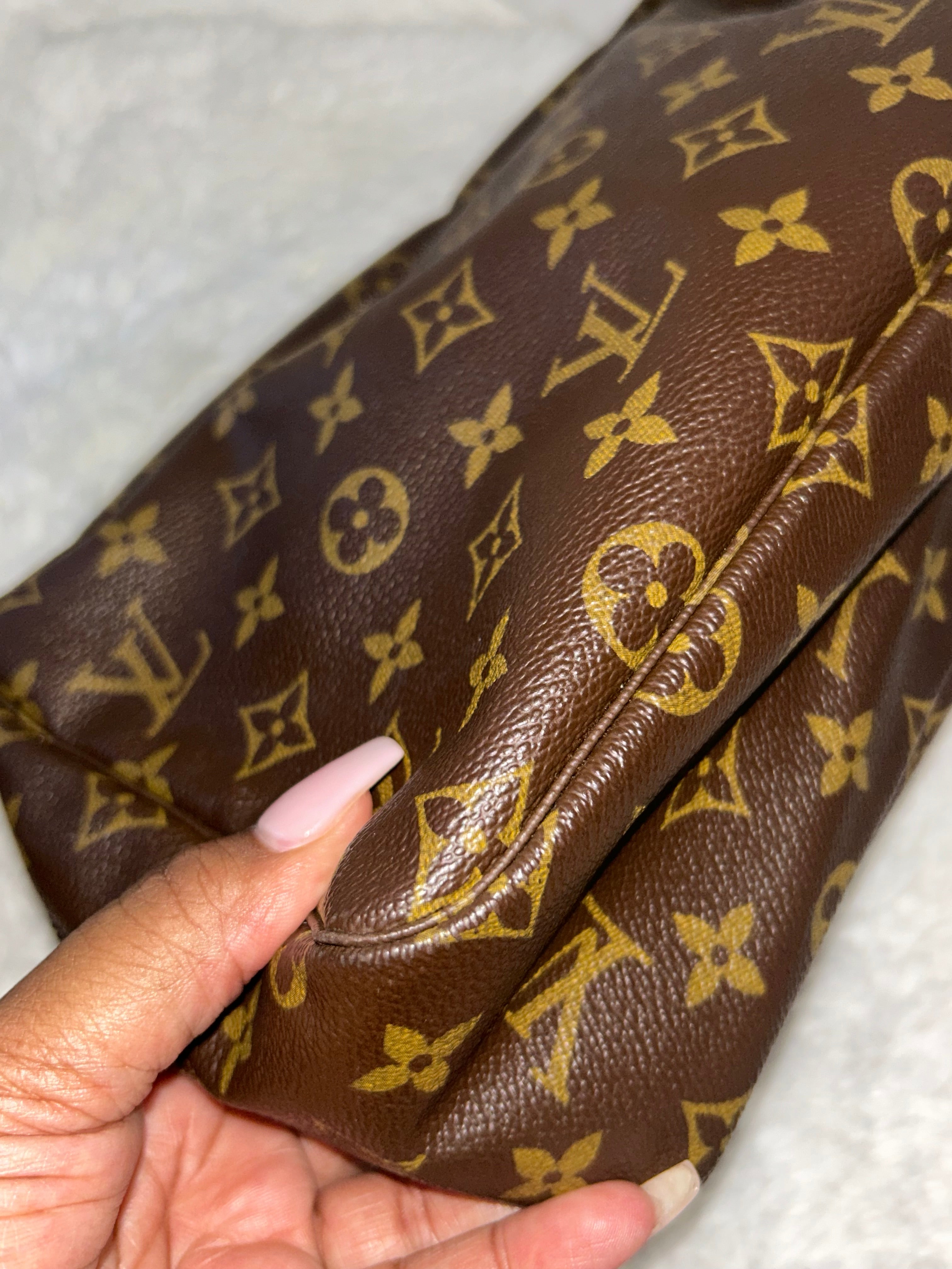 LV Monogram Trousse 28