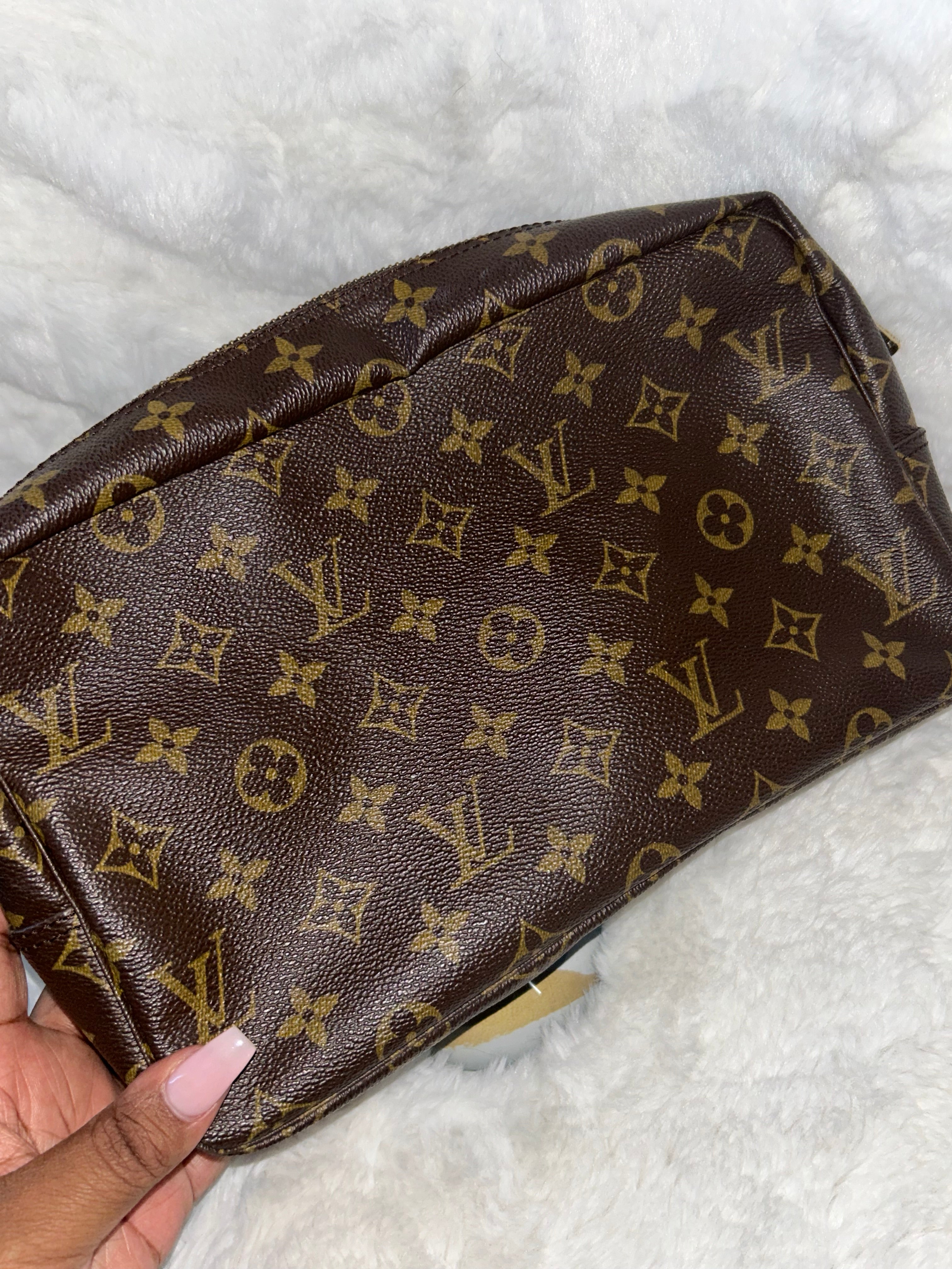 LV Monogram Trousse 28
