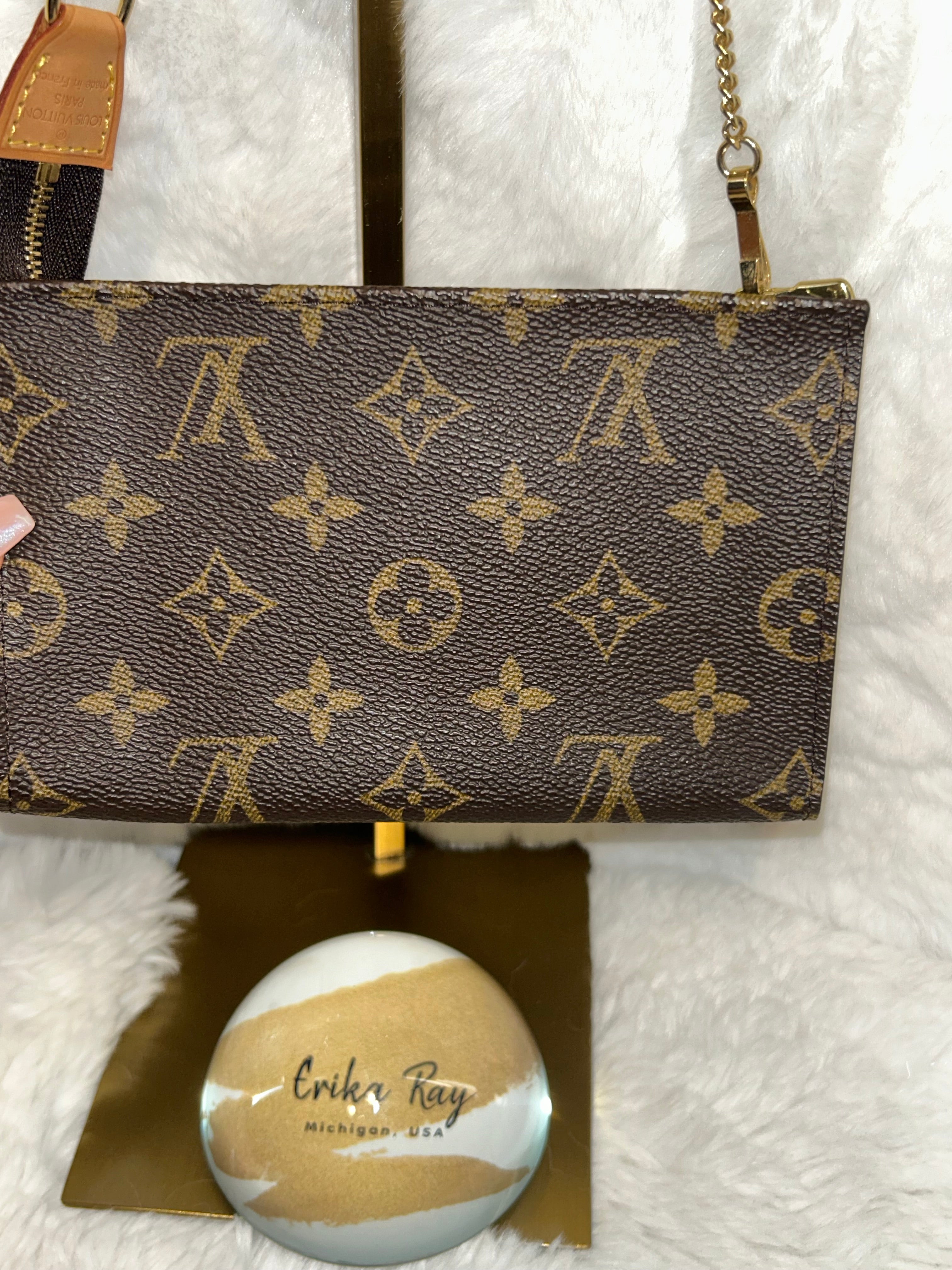 LV Bucket Pouch