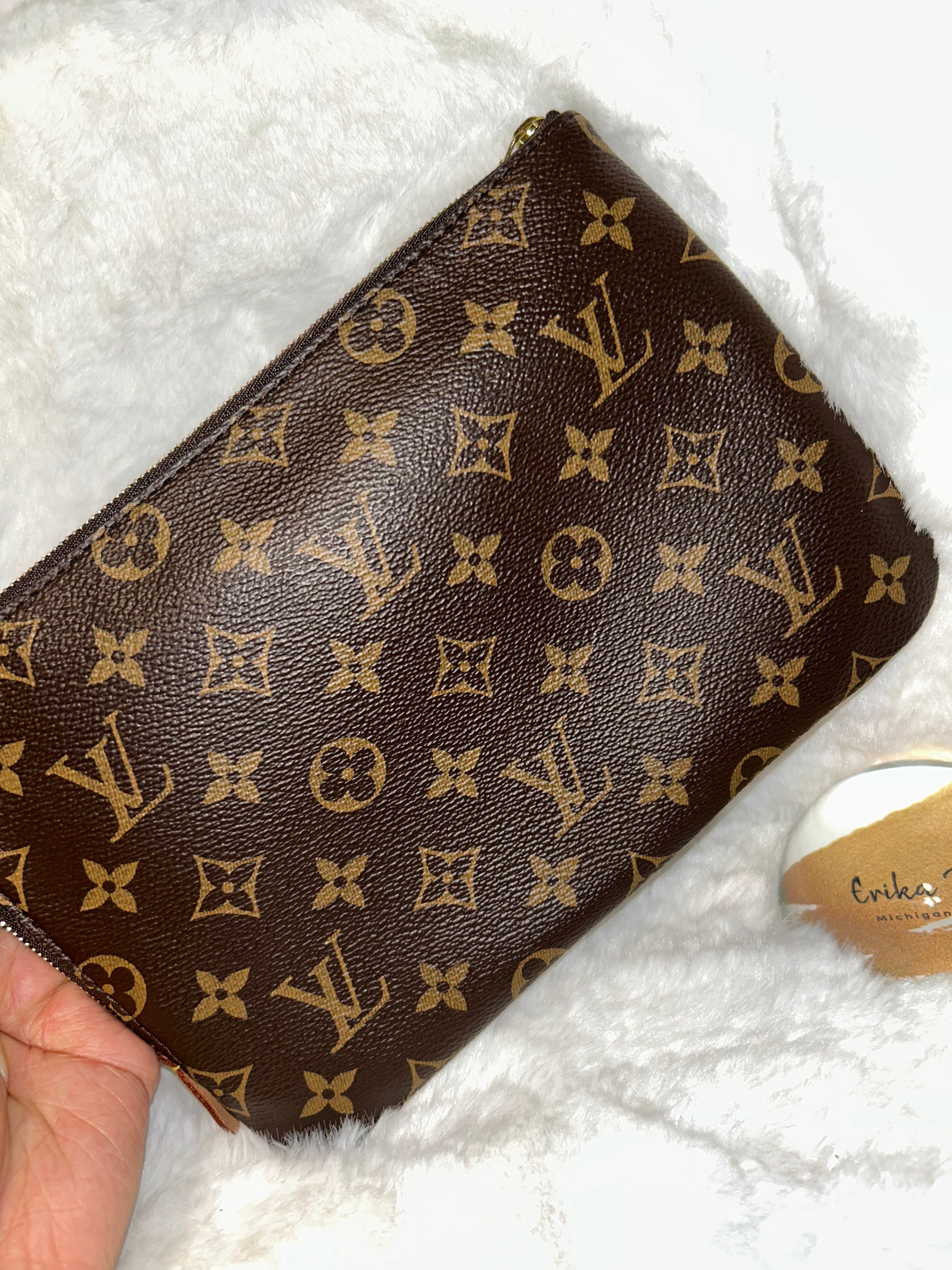LV Monogram Voyage Etui PM