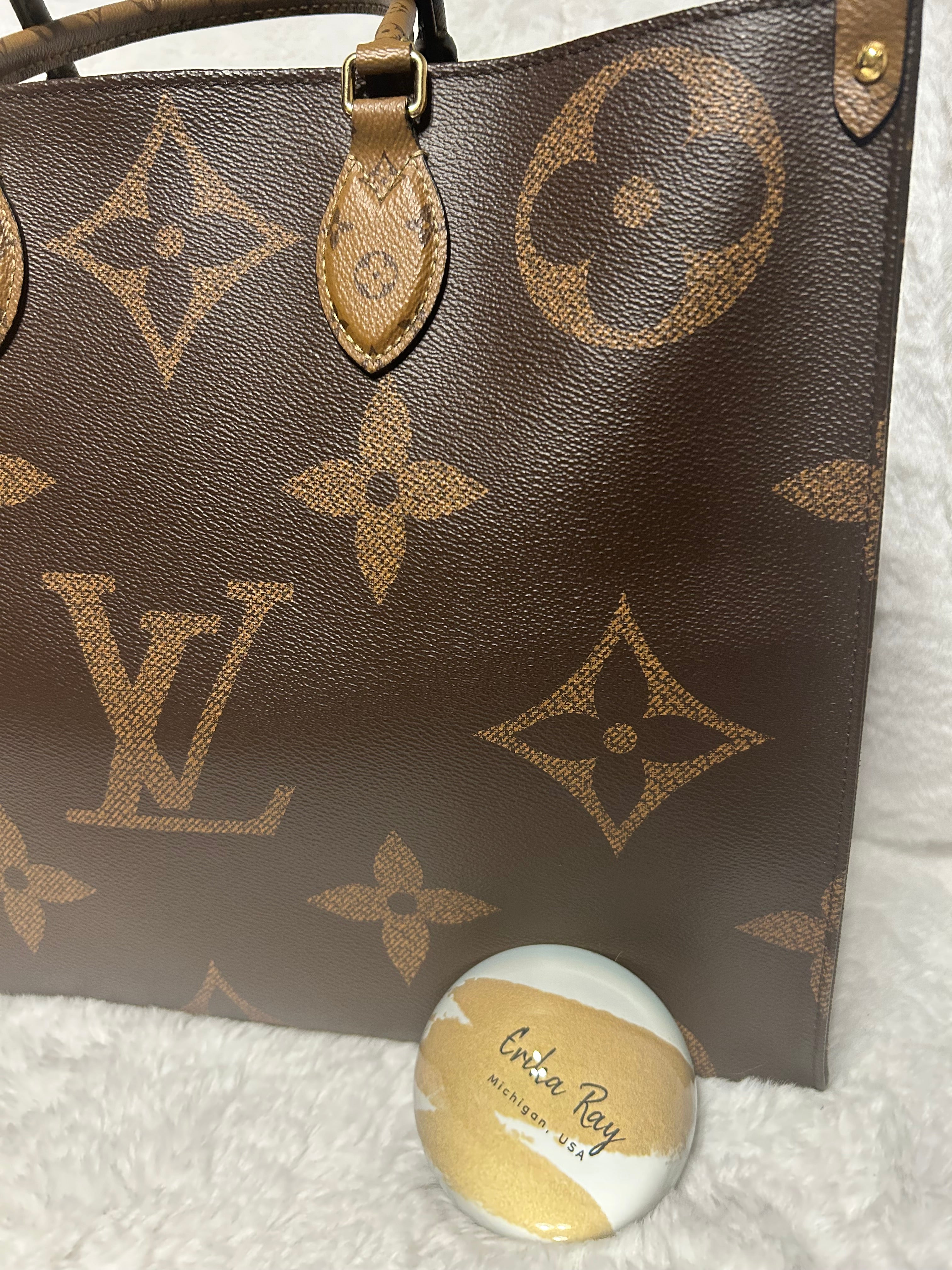 LV Reverse Monogram On The Go GM