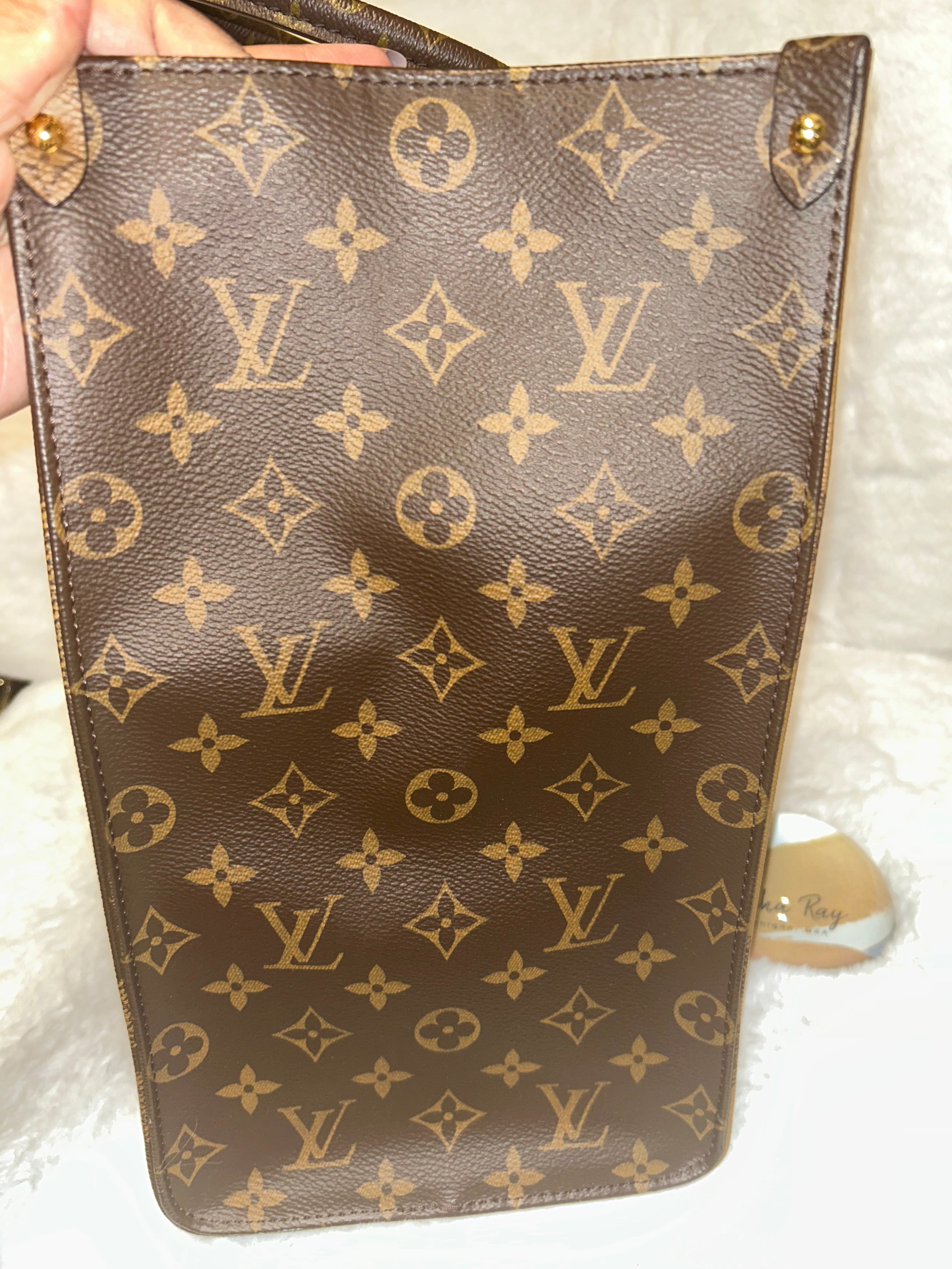 LV Reverse Monogram On The Go GM