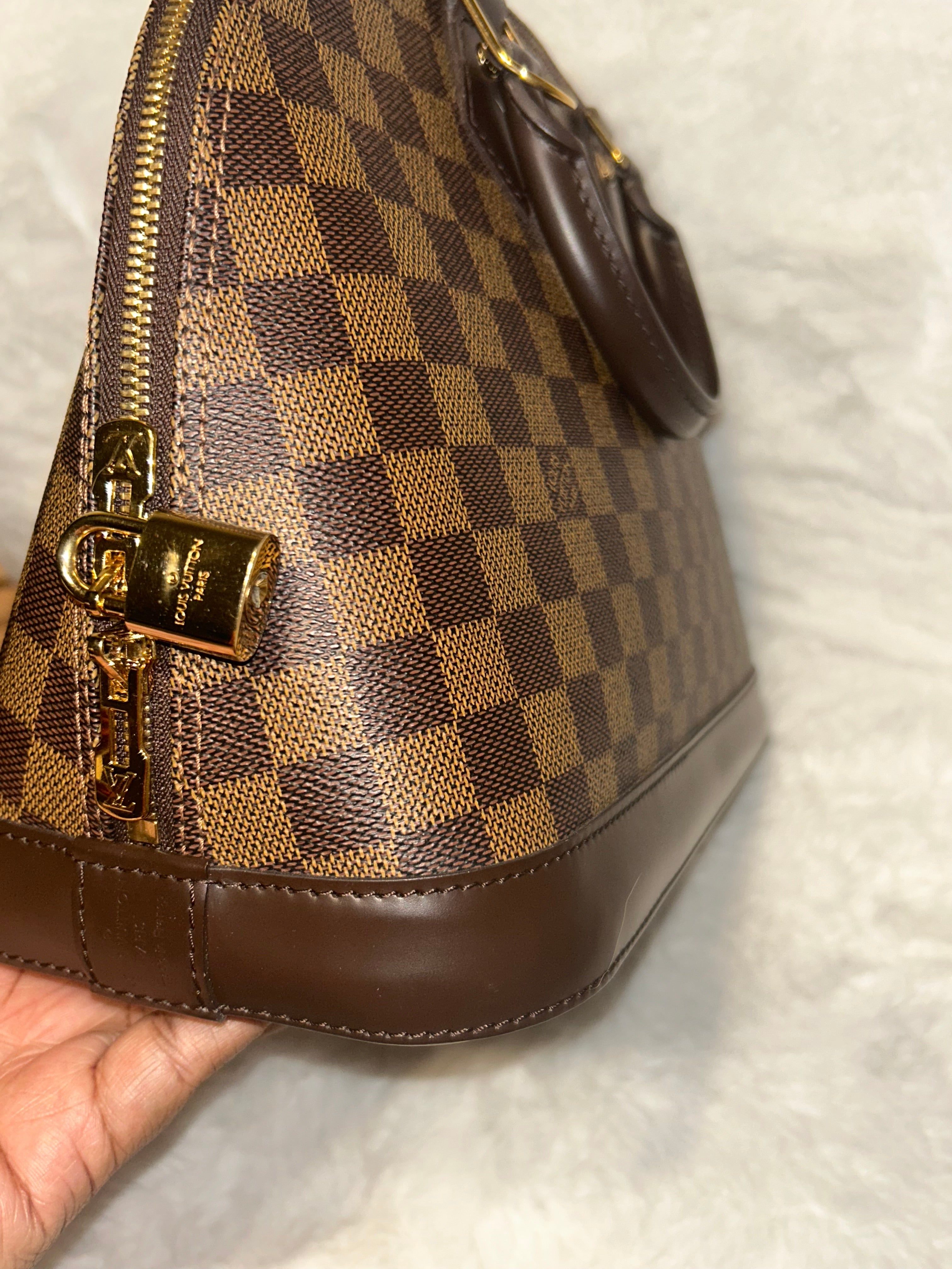LV Damier Ebene Alma PM
