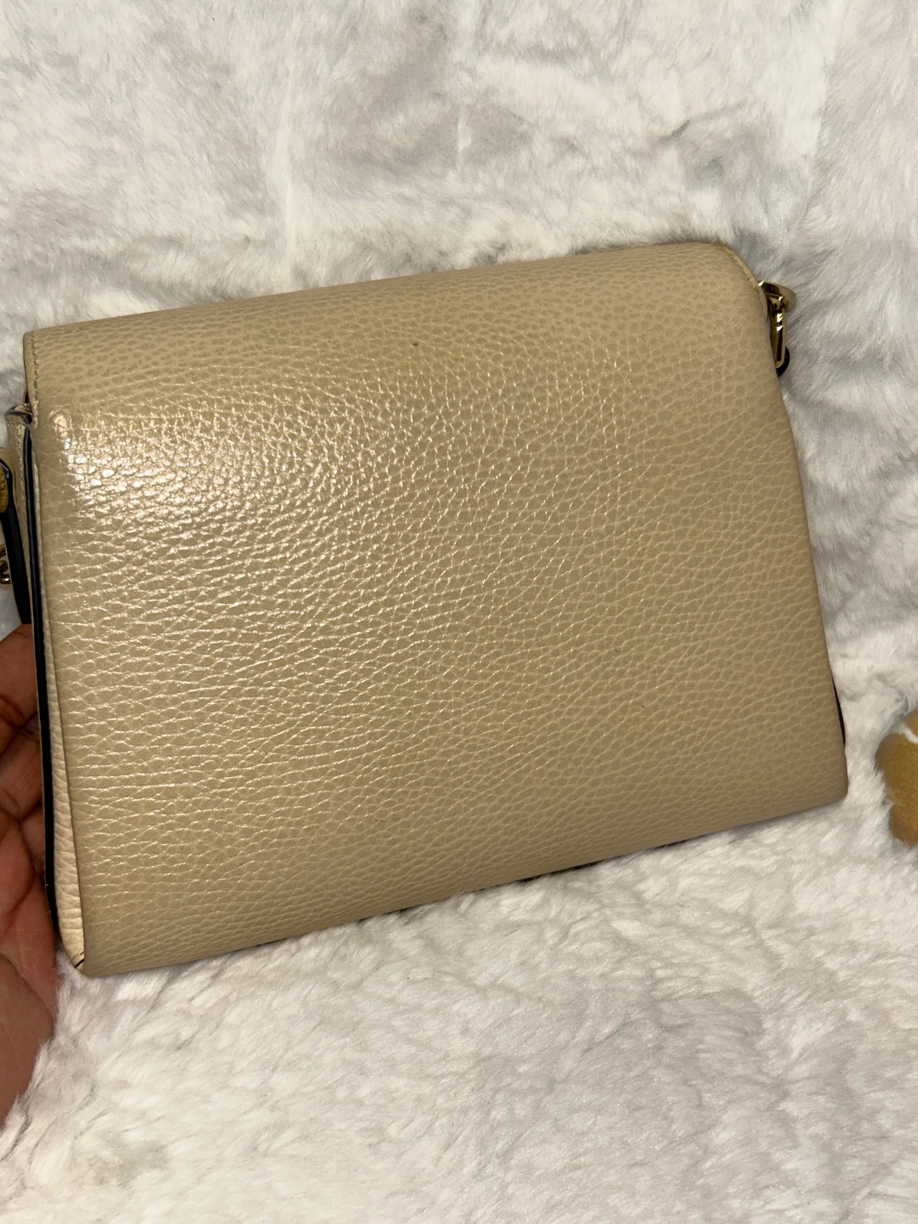 Gucci Cream Interlocking Bag