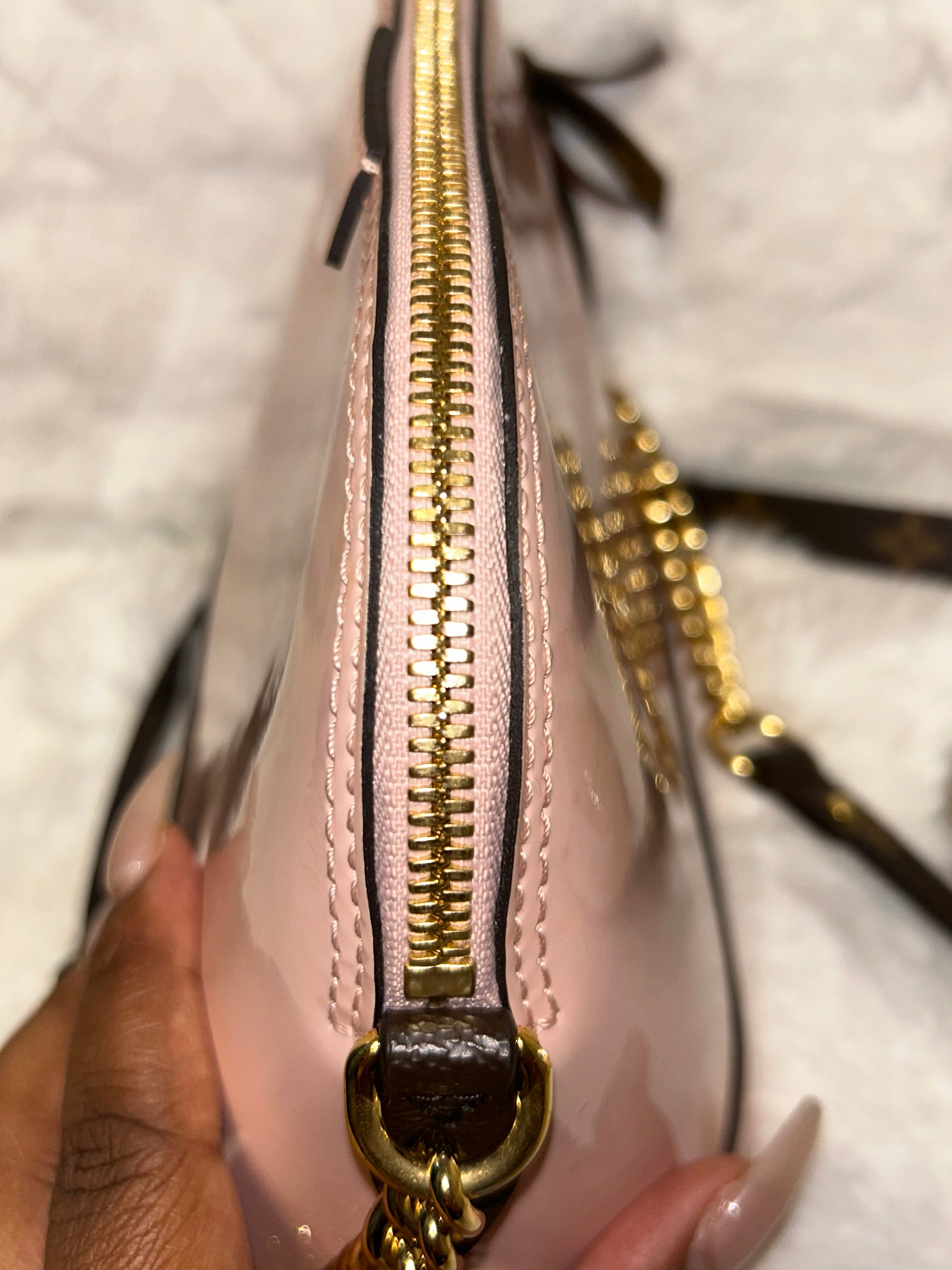 LV Vernis Pink Alma BB