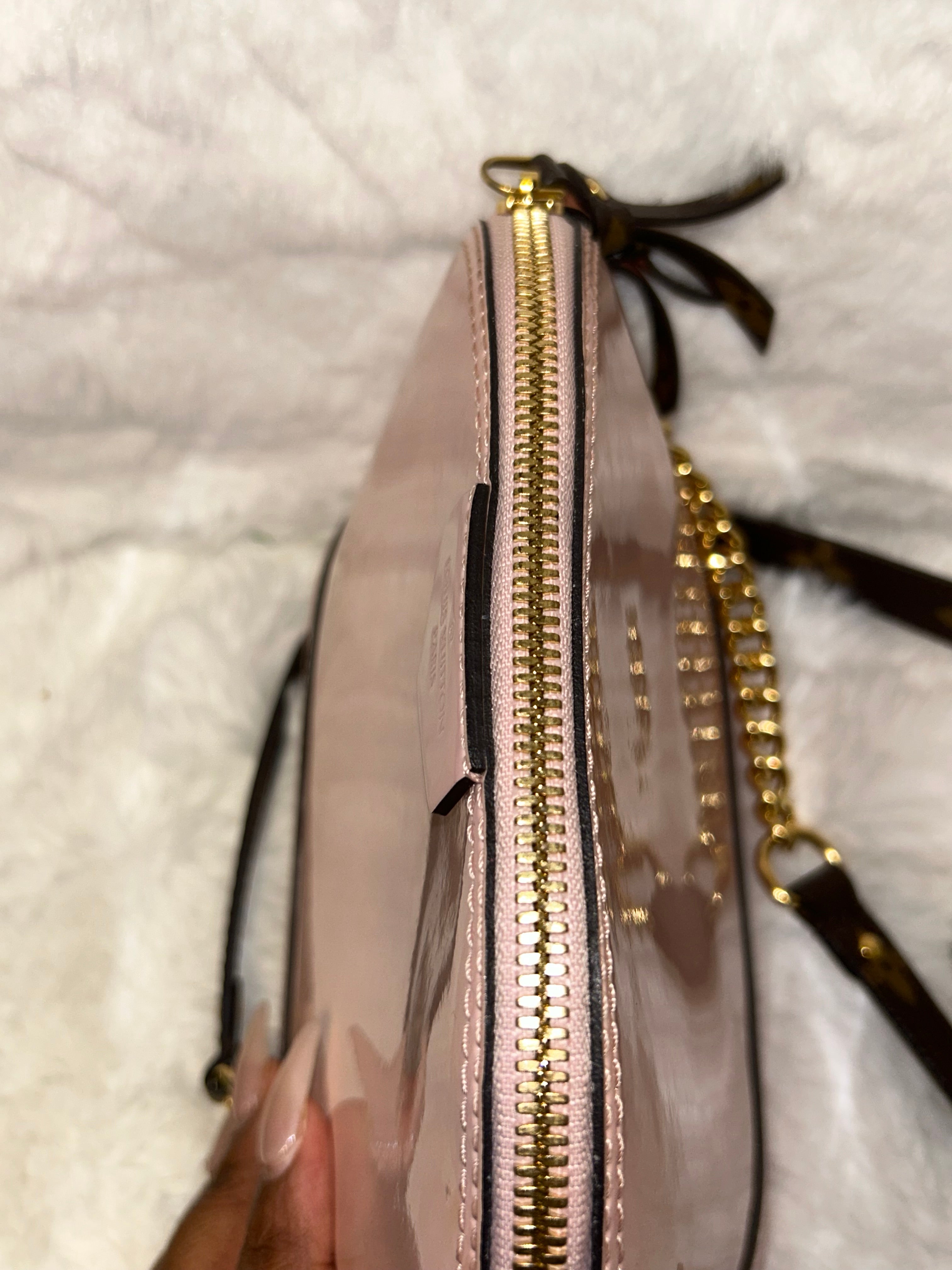 LV Vernis Pink Alma BB
