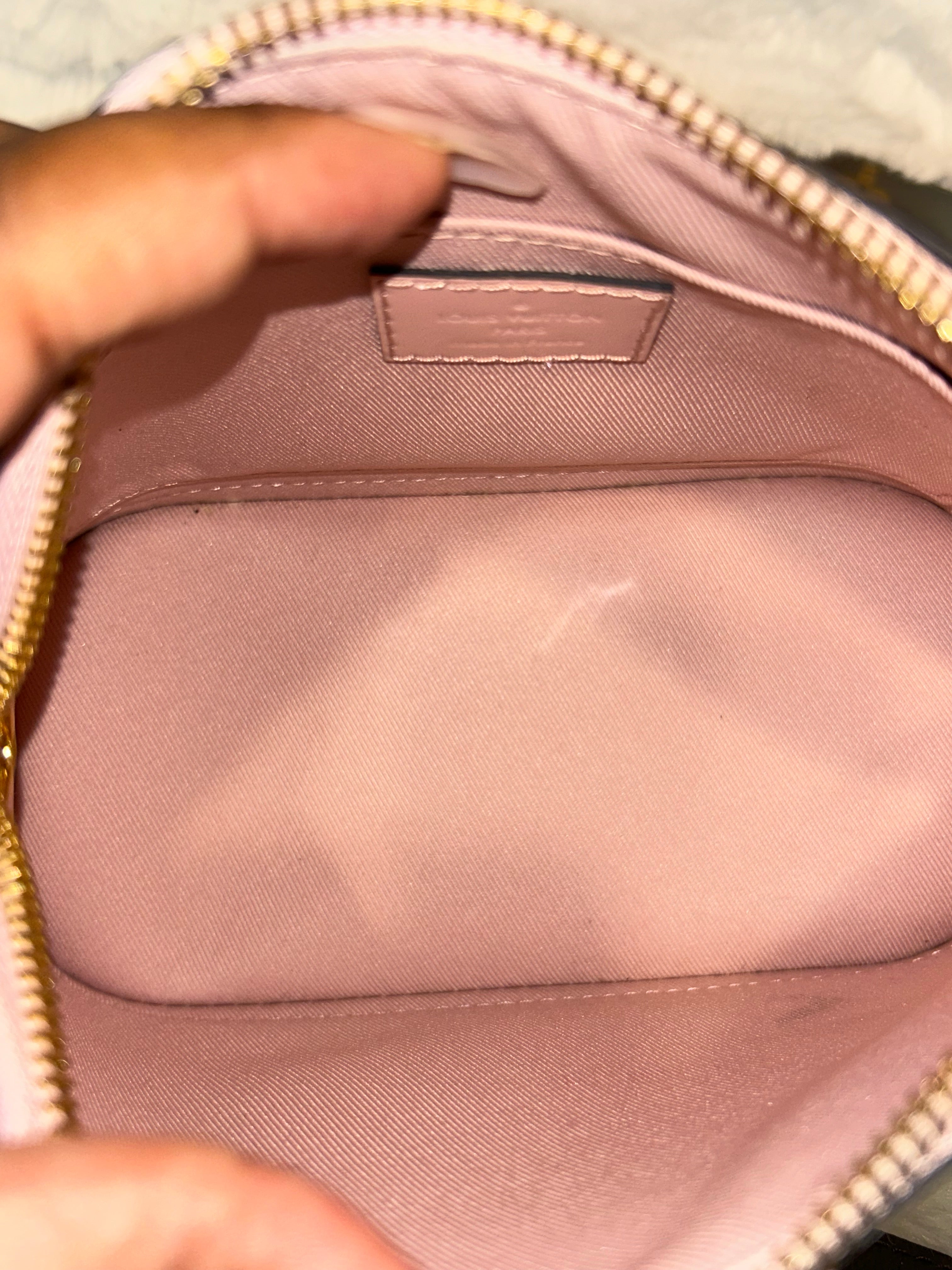LV Vernis Pink Alma BB