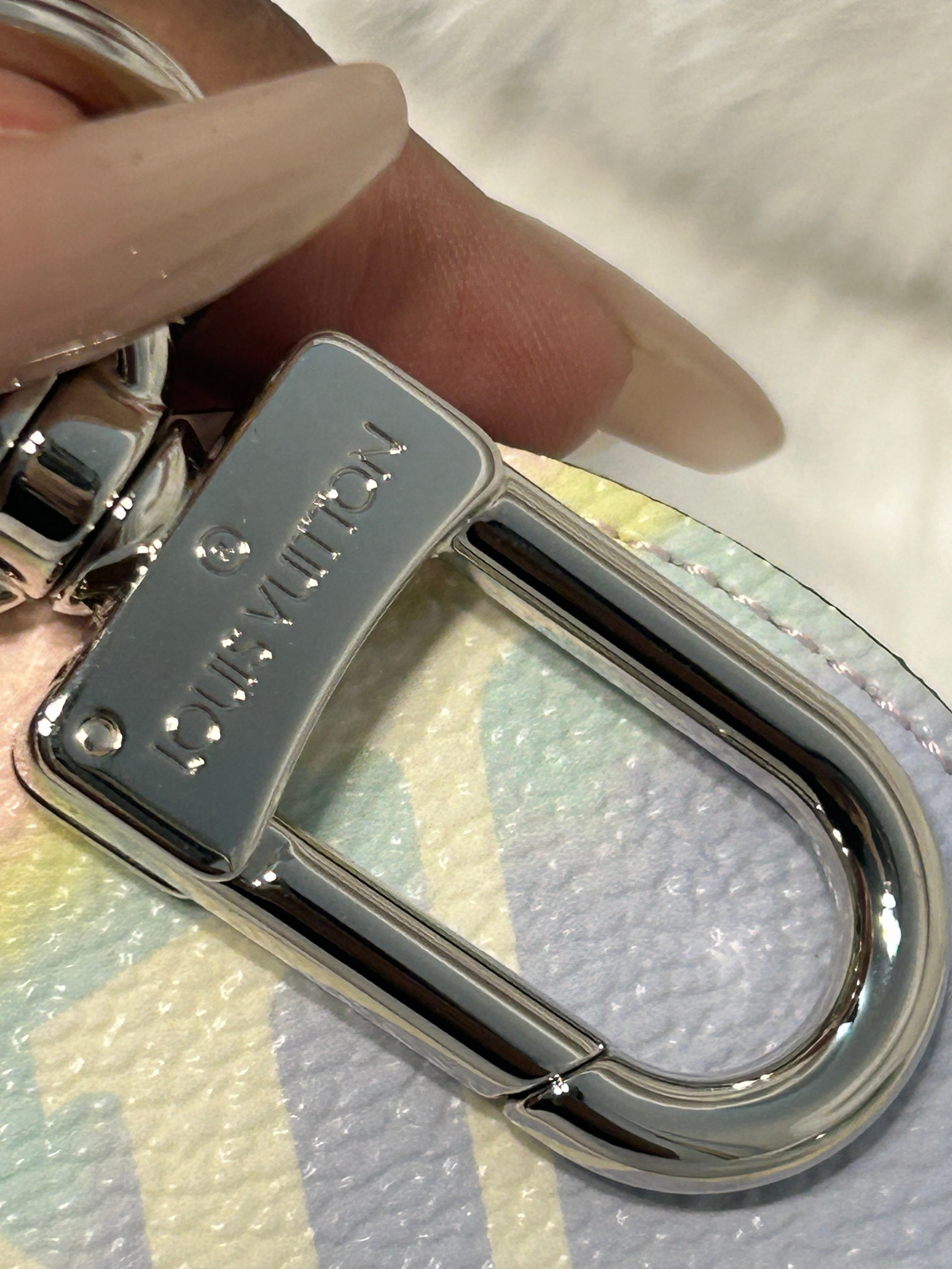 LV Escale Key Charm
