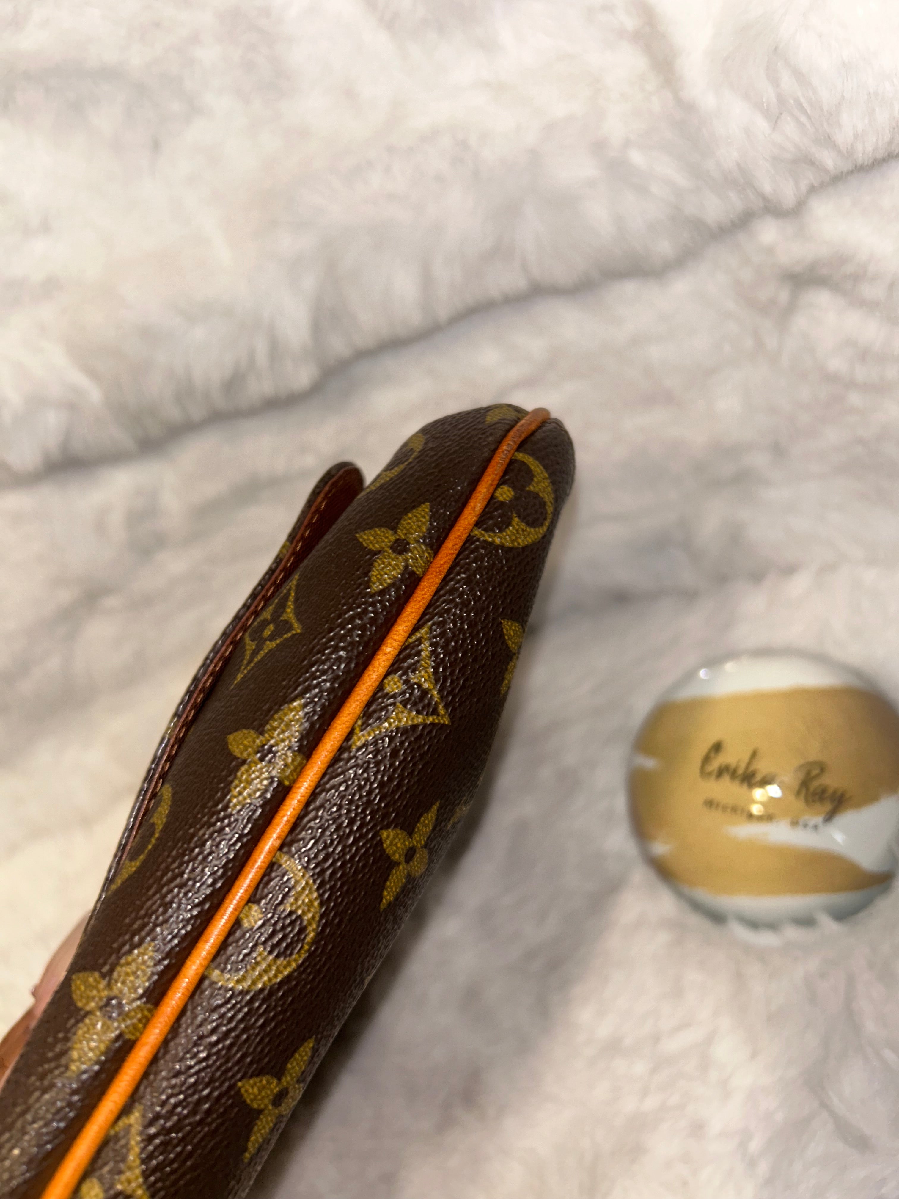 LV Monogram Salsa