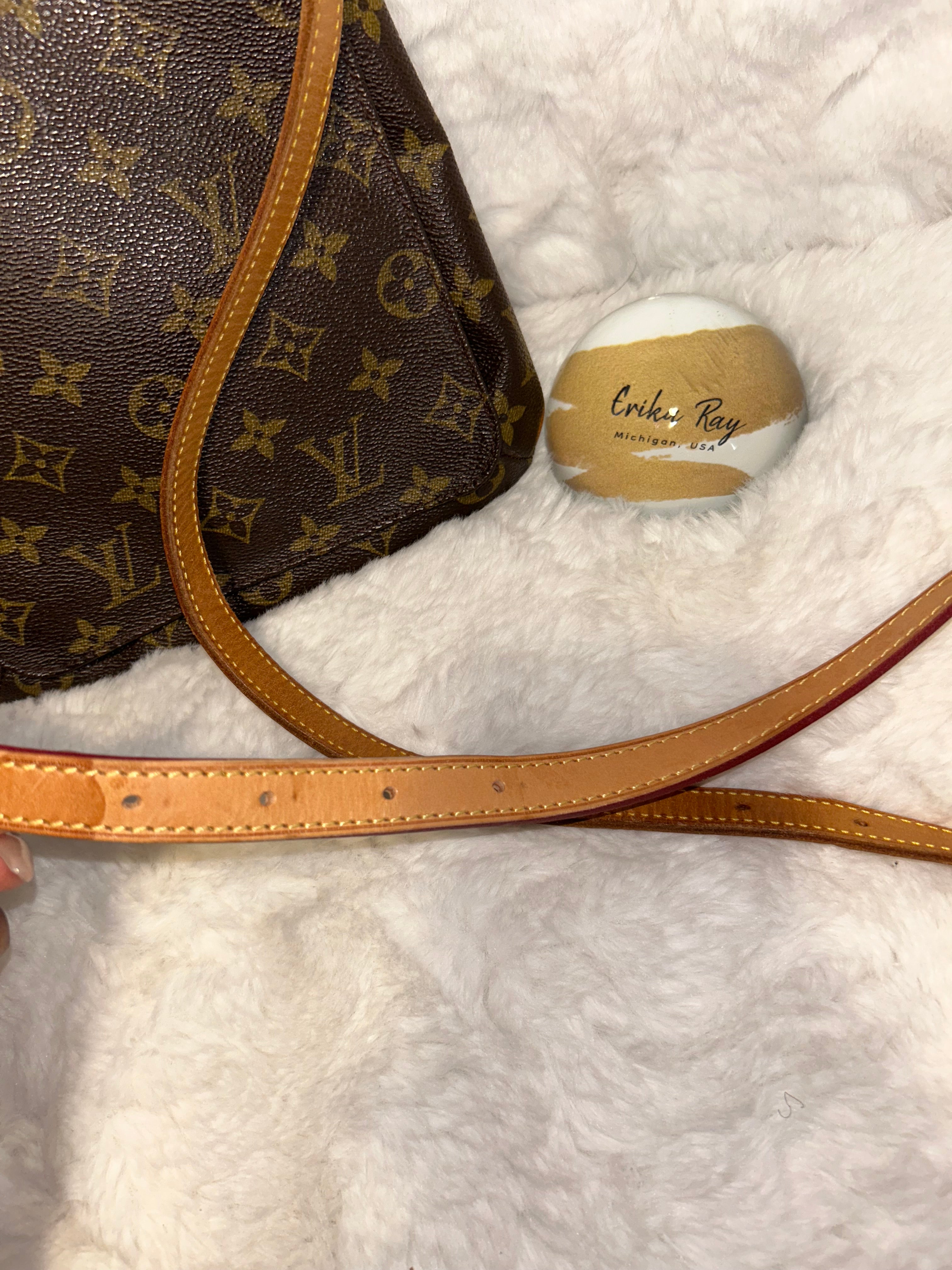 LV Monogram Salsa