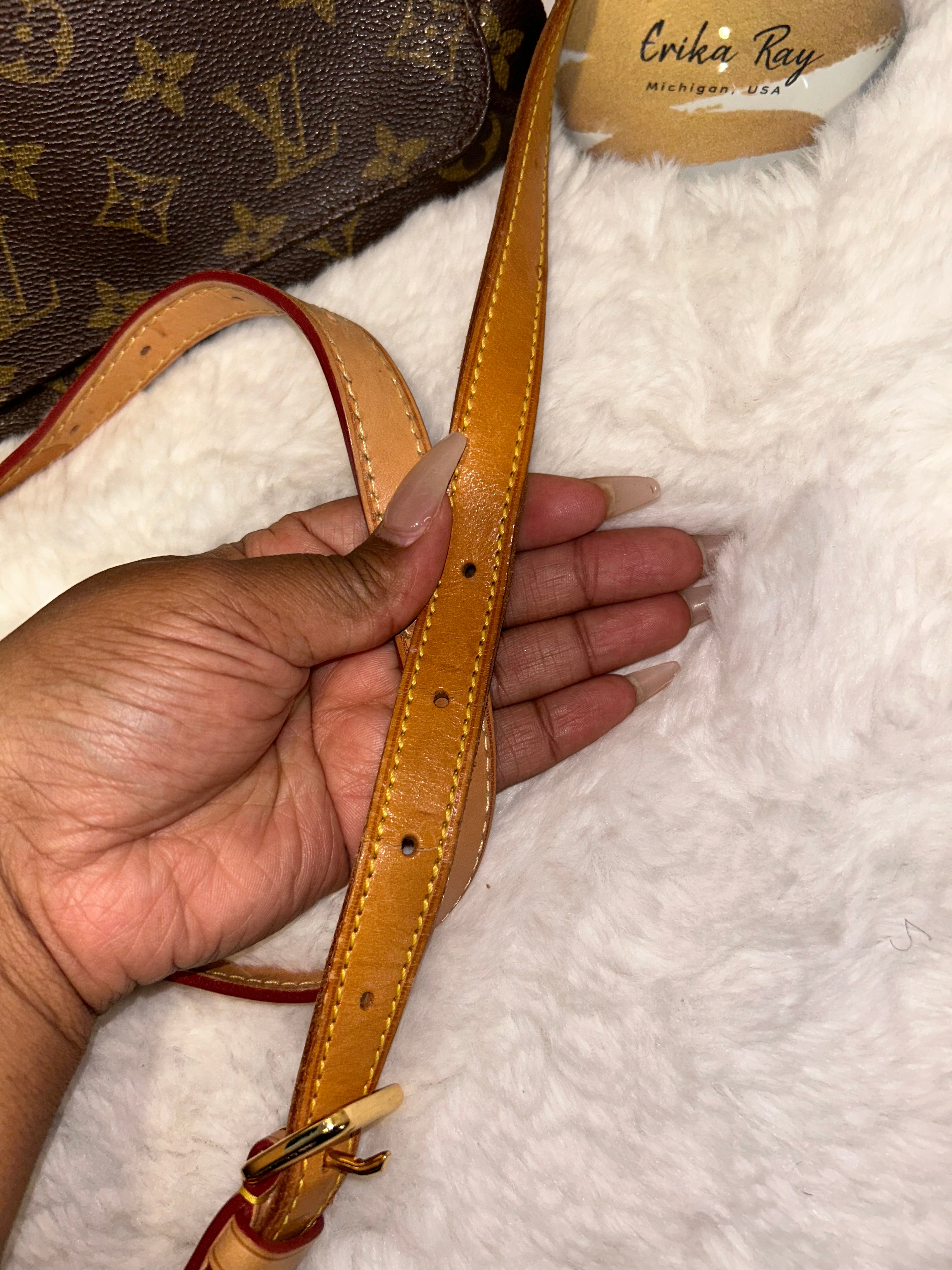 LV Monogram Salsa