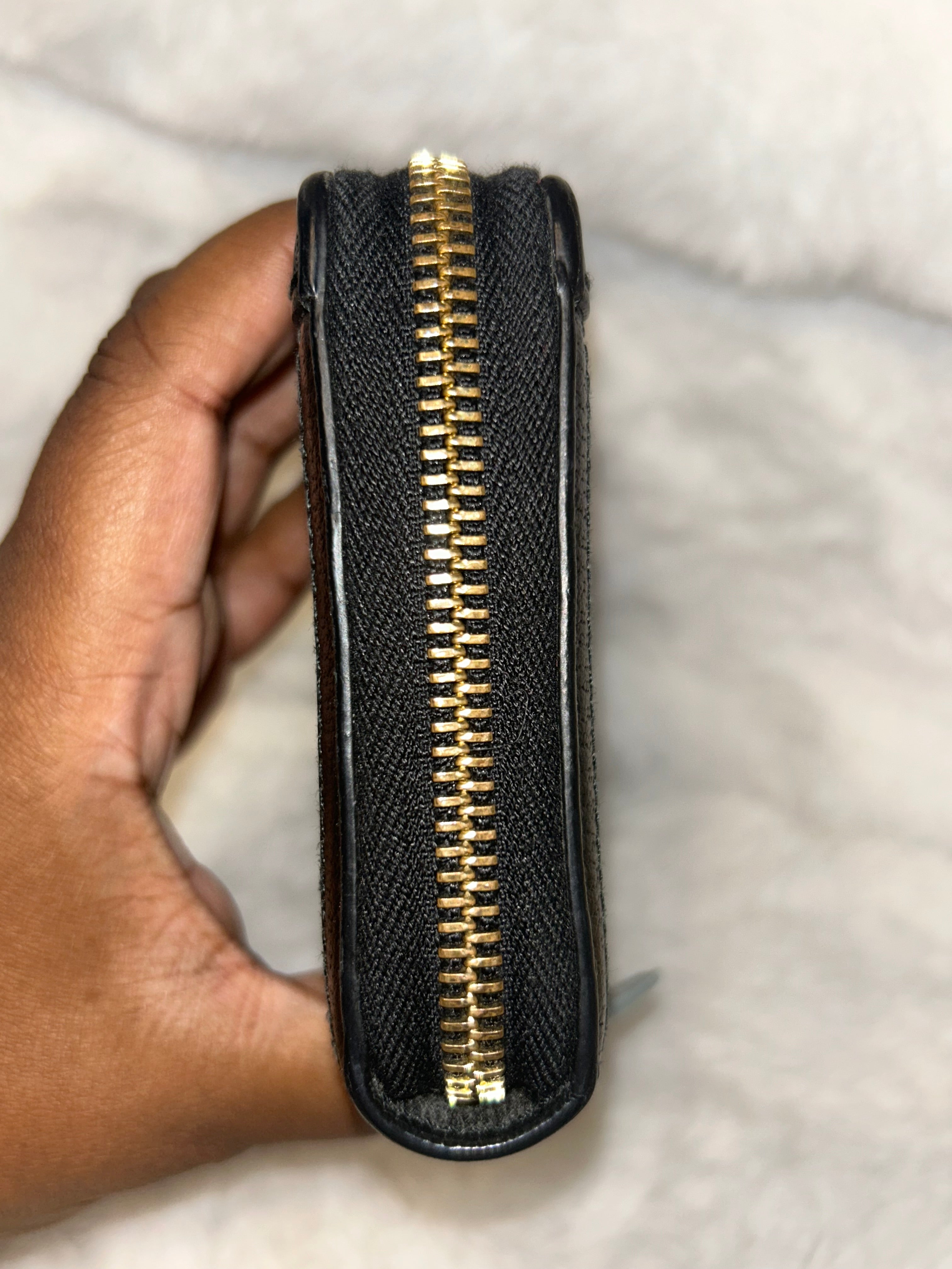 Gucci Black Zippy Long Wallet