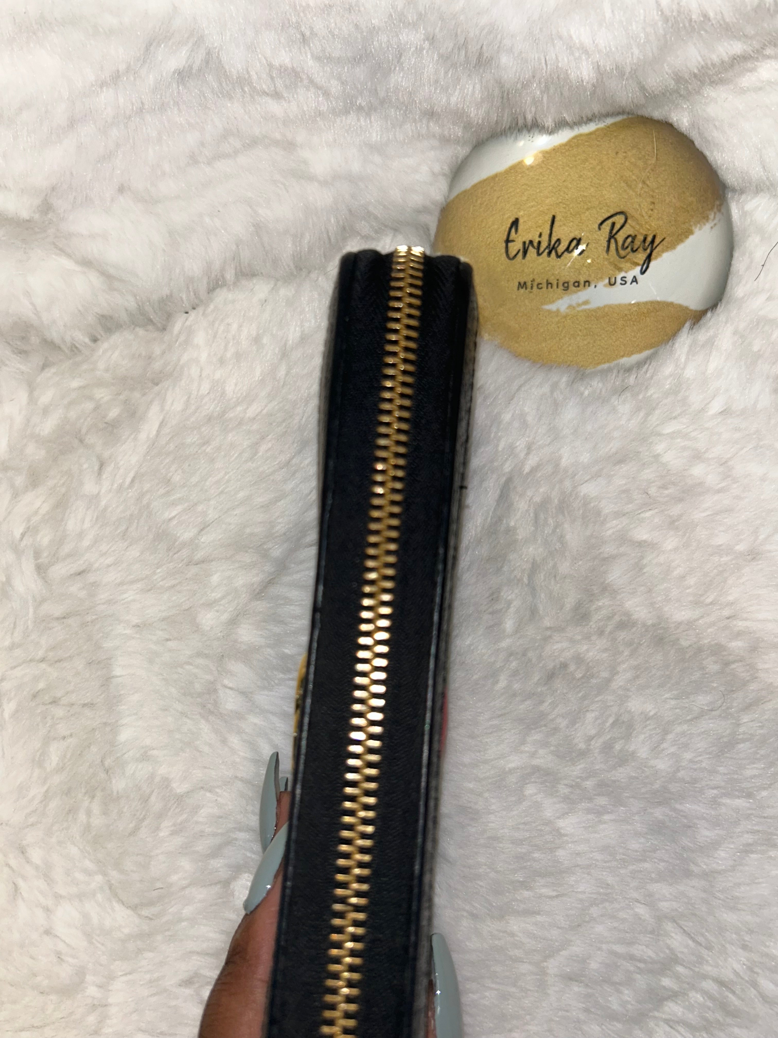 Gucci Black Zippy Long Wallet