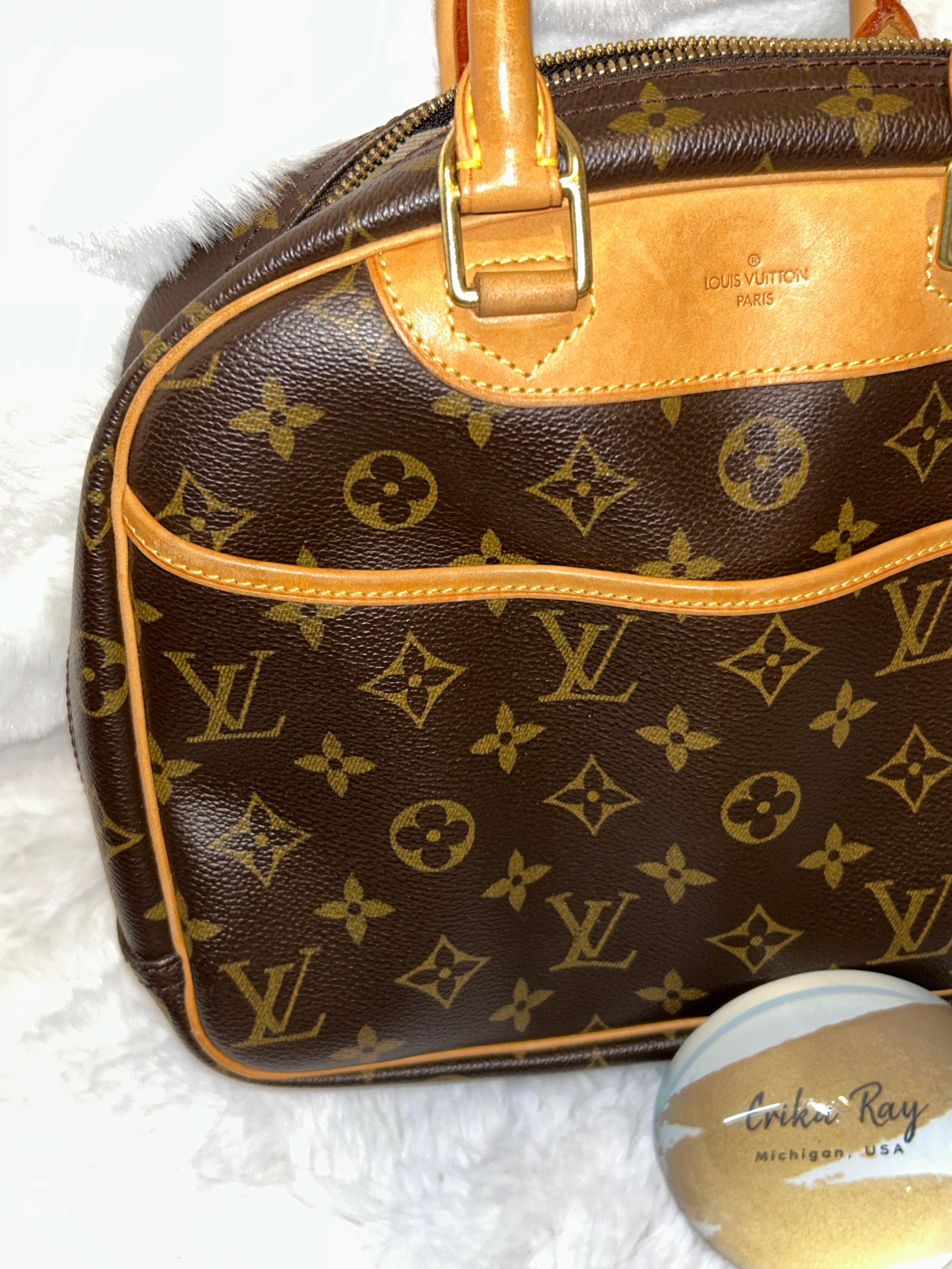 LV Monogram Trouville