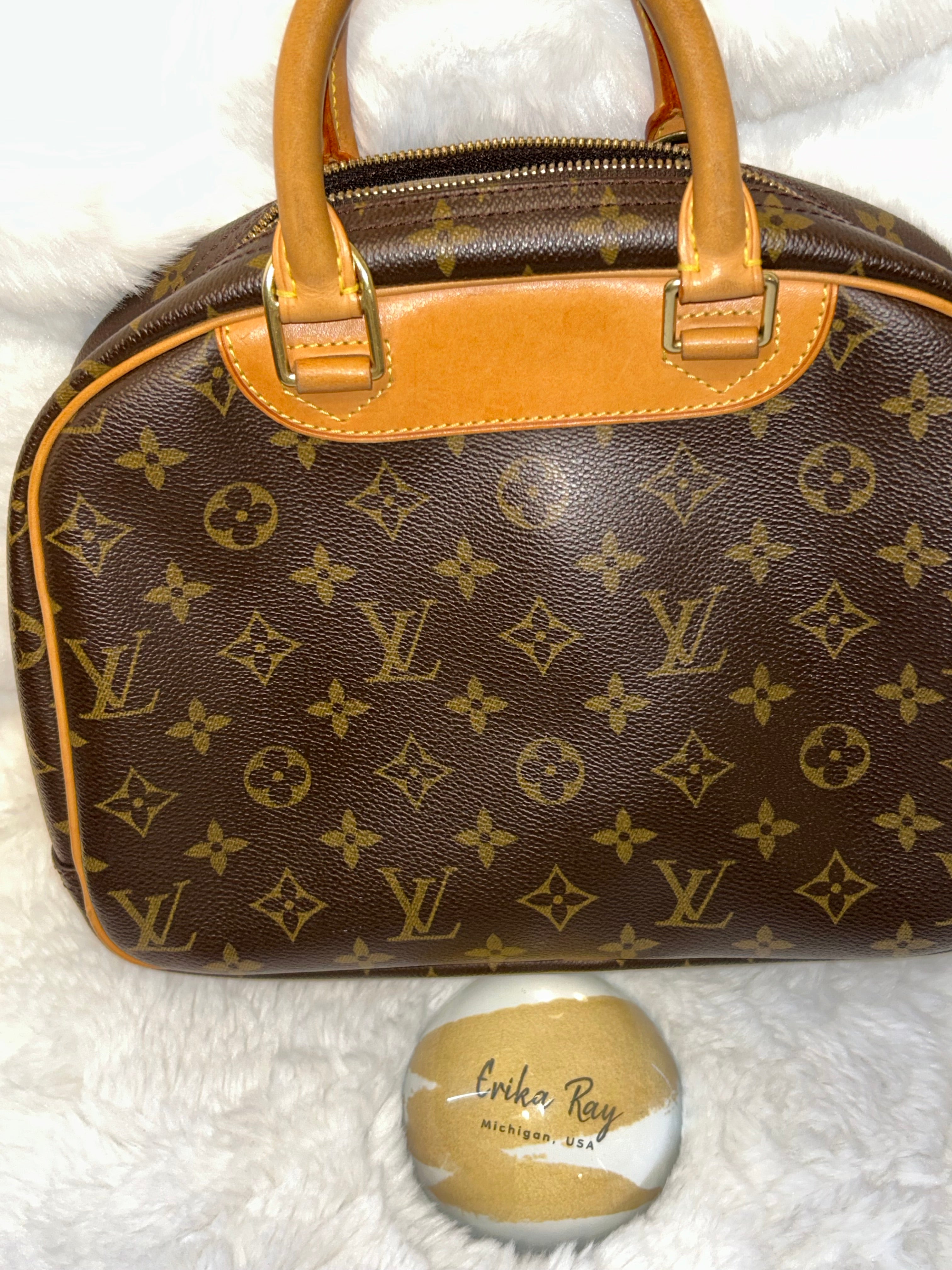 LV Monogram Trouville