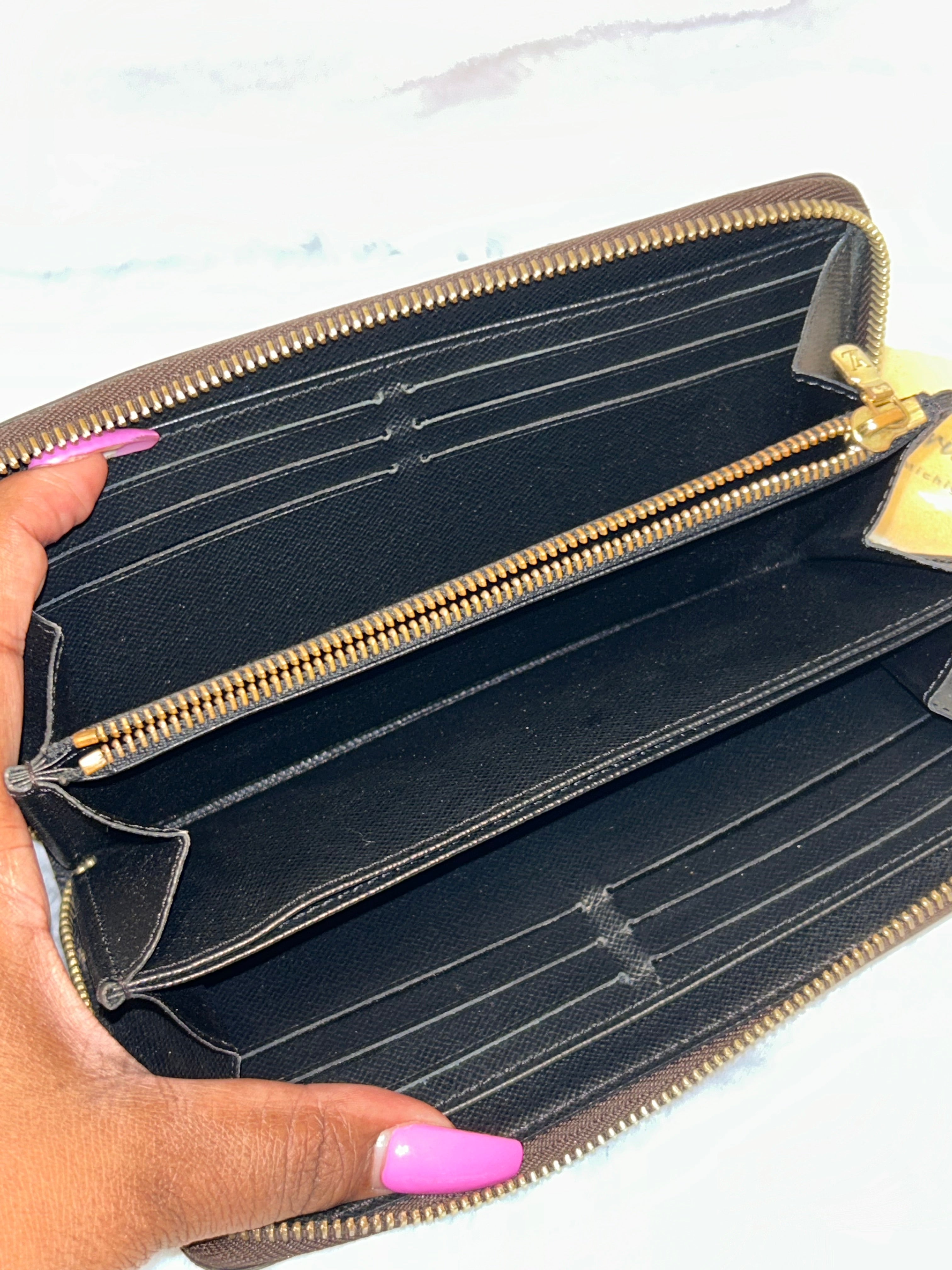 LV Reverse Giant Monogram Zippy Wallet