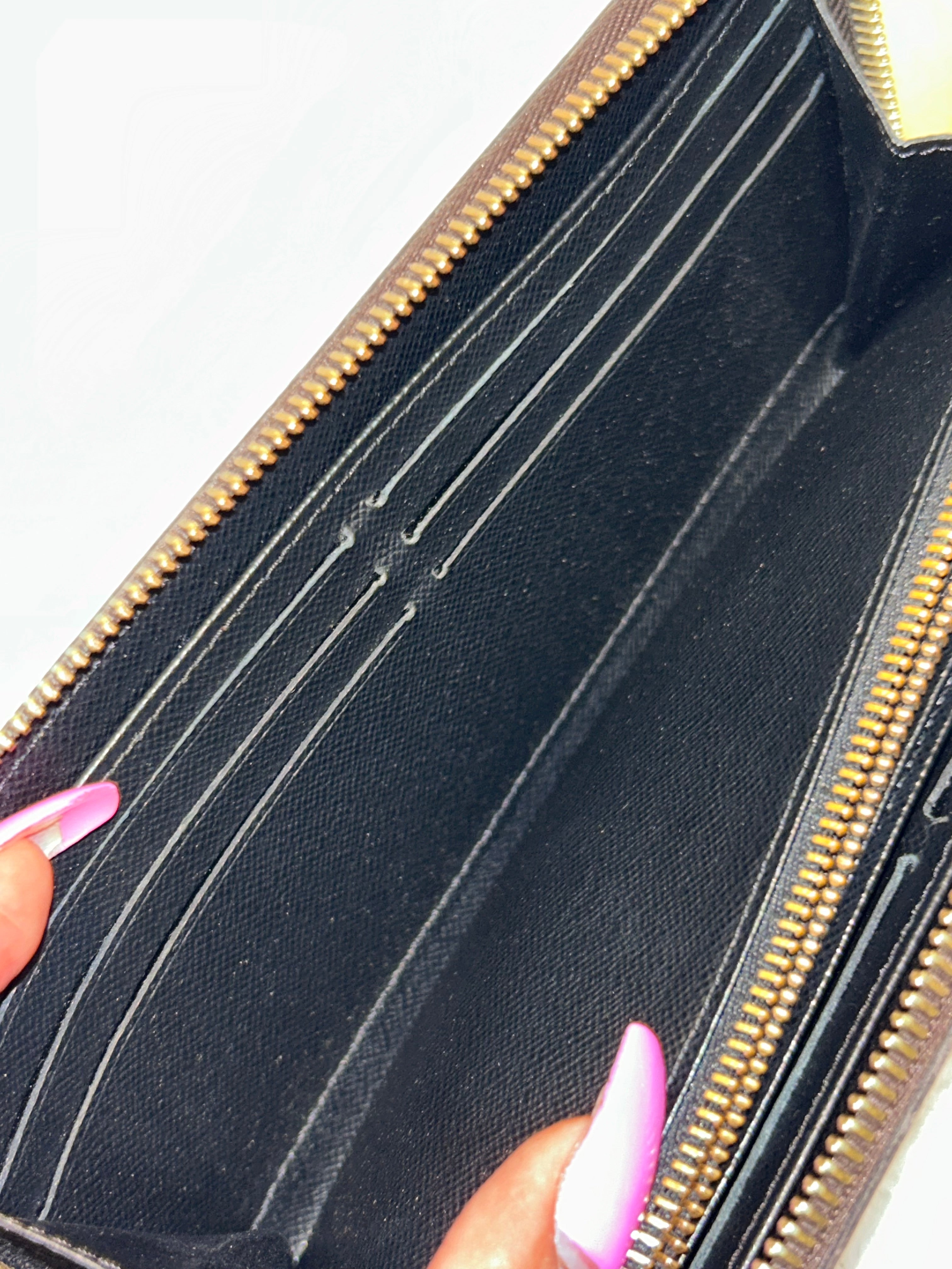 LV Reverse Giant Monogram Zippy Wallet