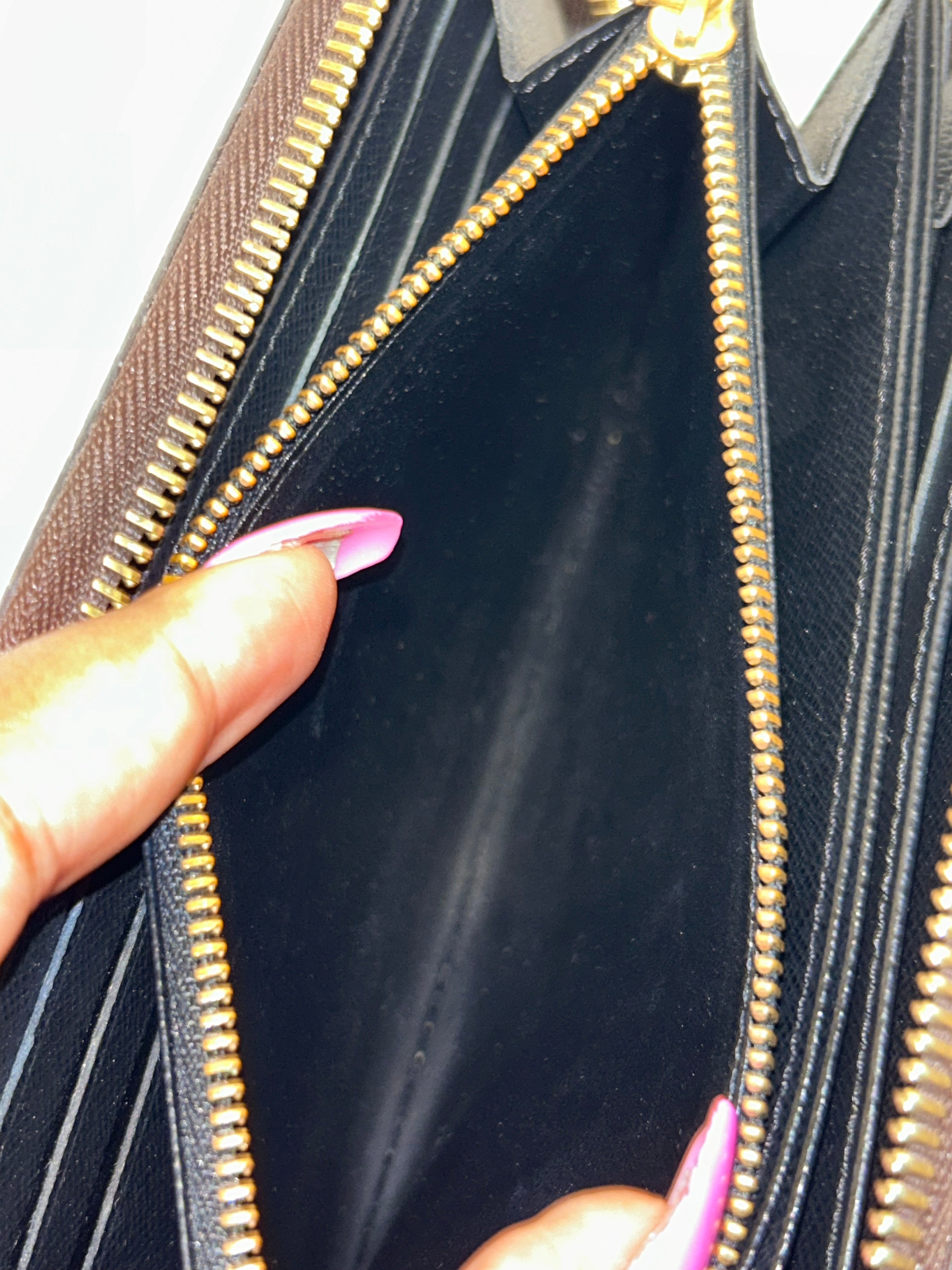 LV Reverse Giant Monogram Zippy Wallet