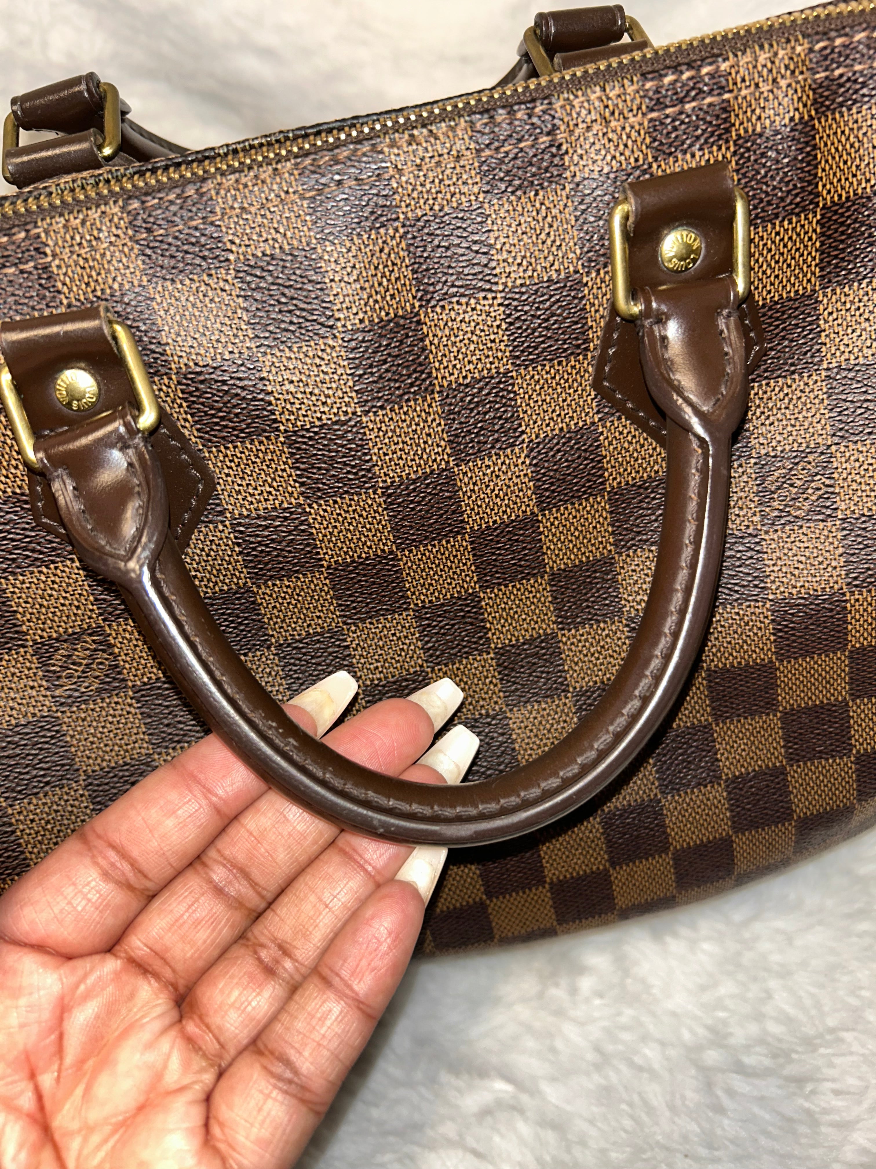 LV Damier Ebene Speedy 30