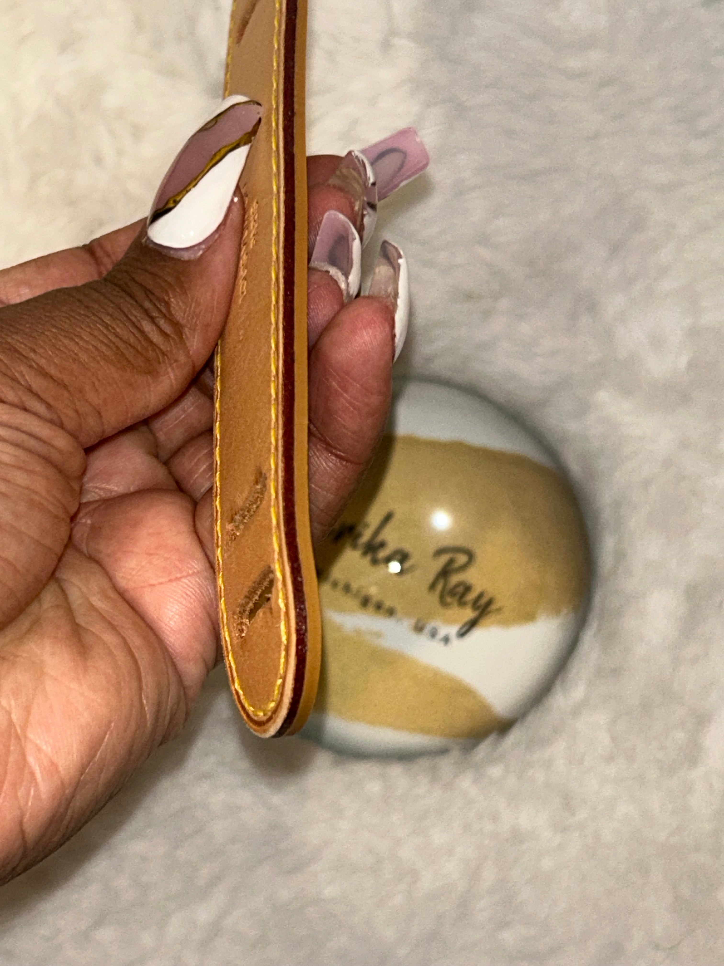 LV Vachetta Shoulder Pad (for strap)