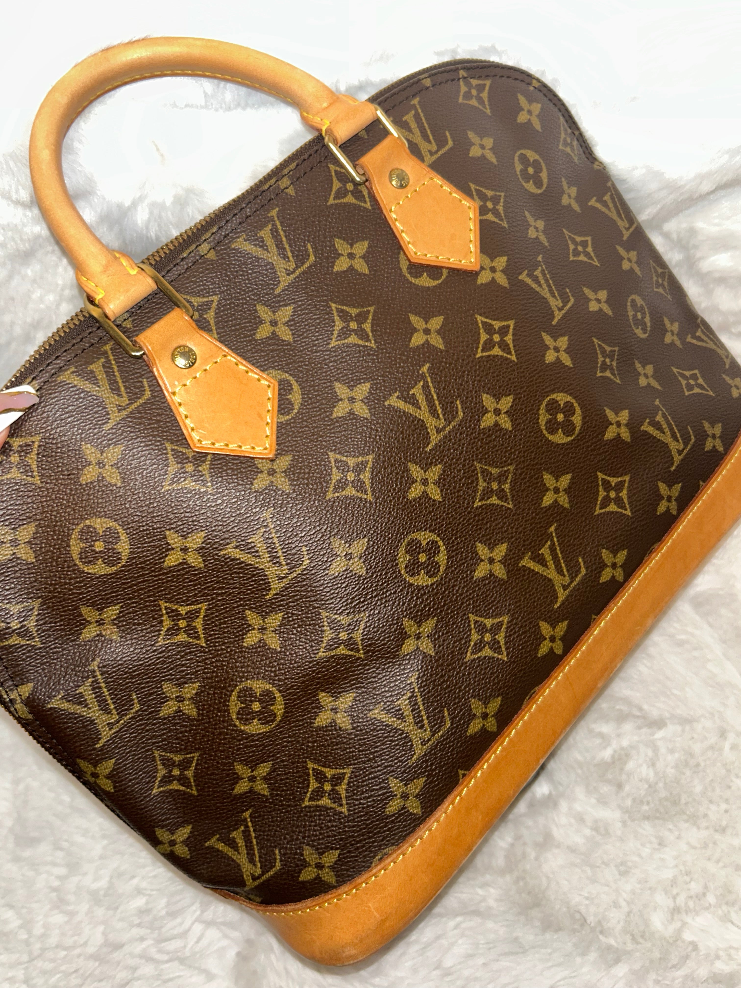LV Monogram Alma PM