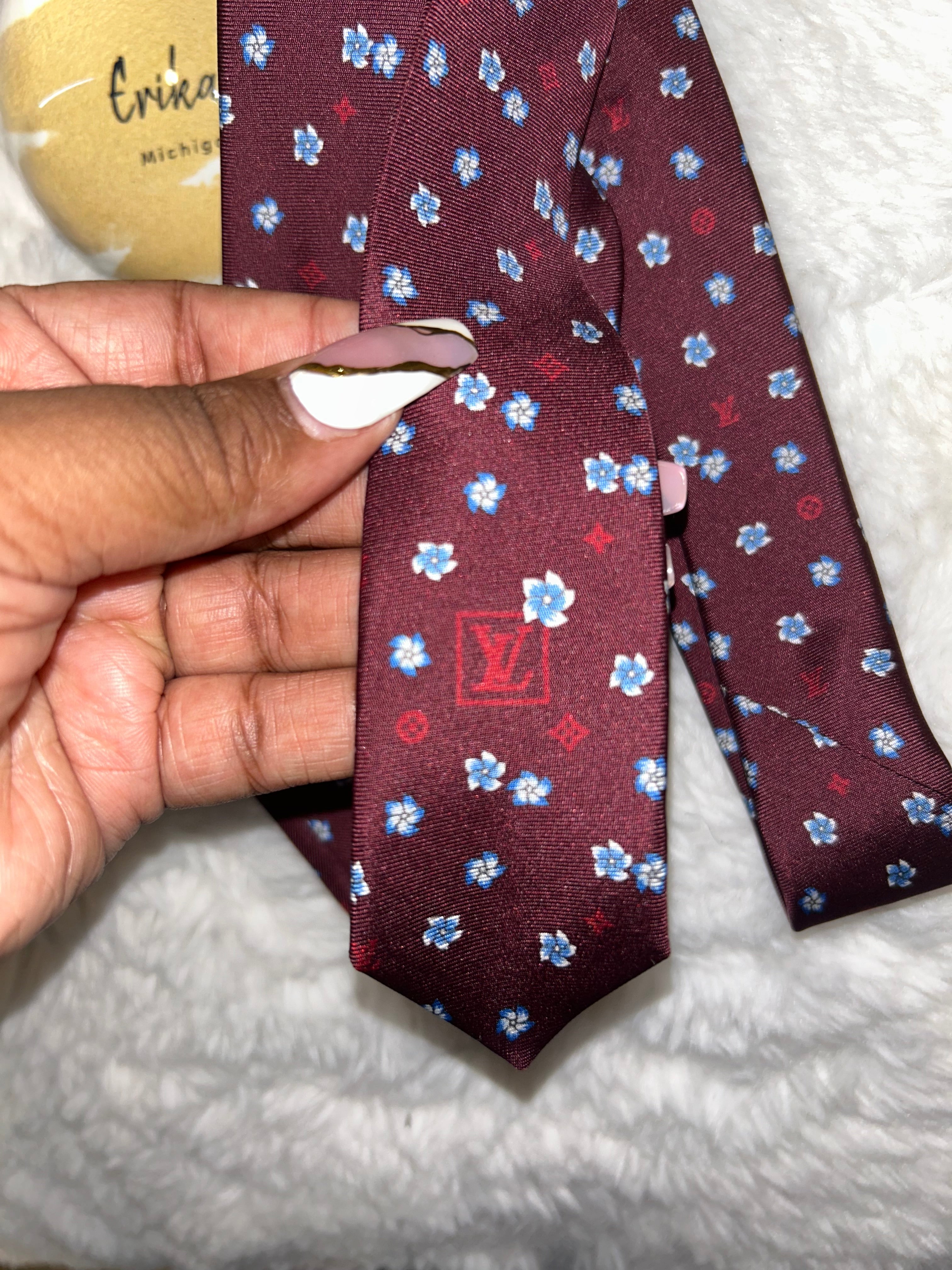 LV Necktie