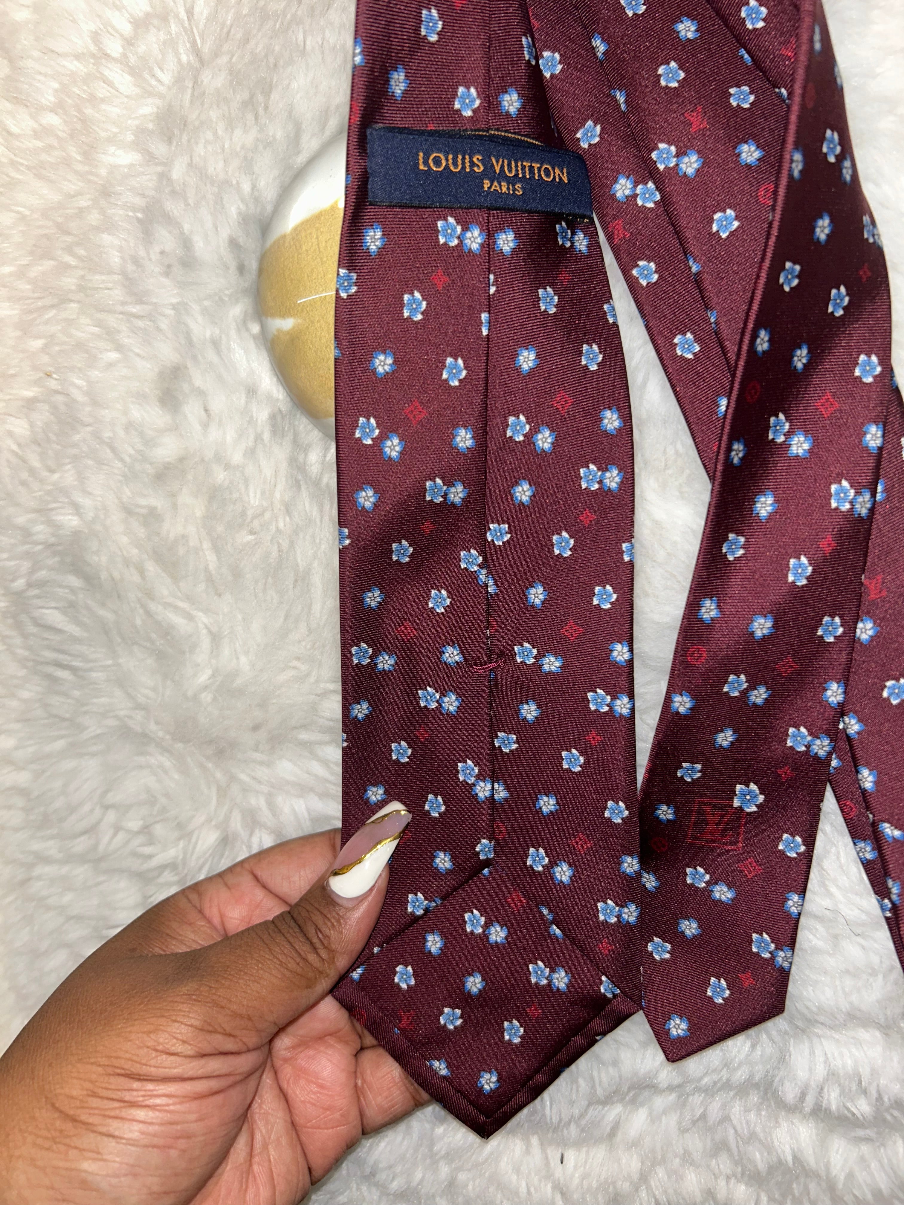 LV Necktie