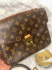 LV Monogram Pochette Metis