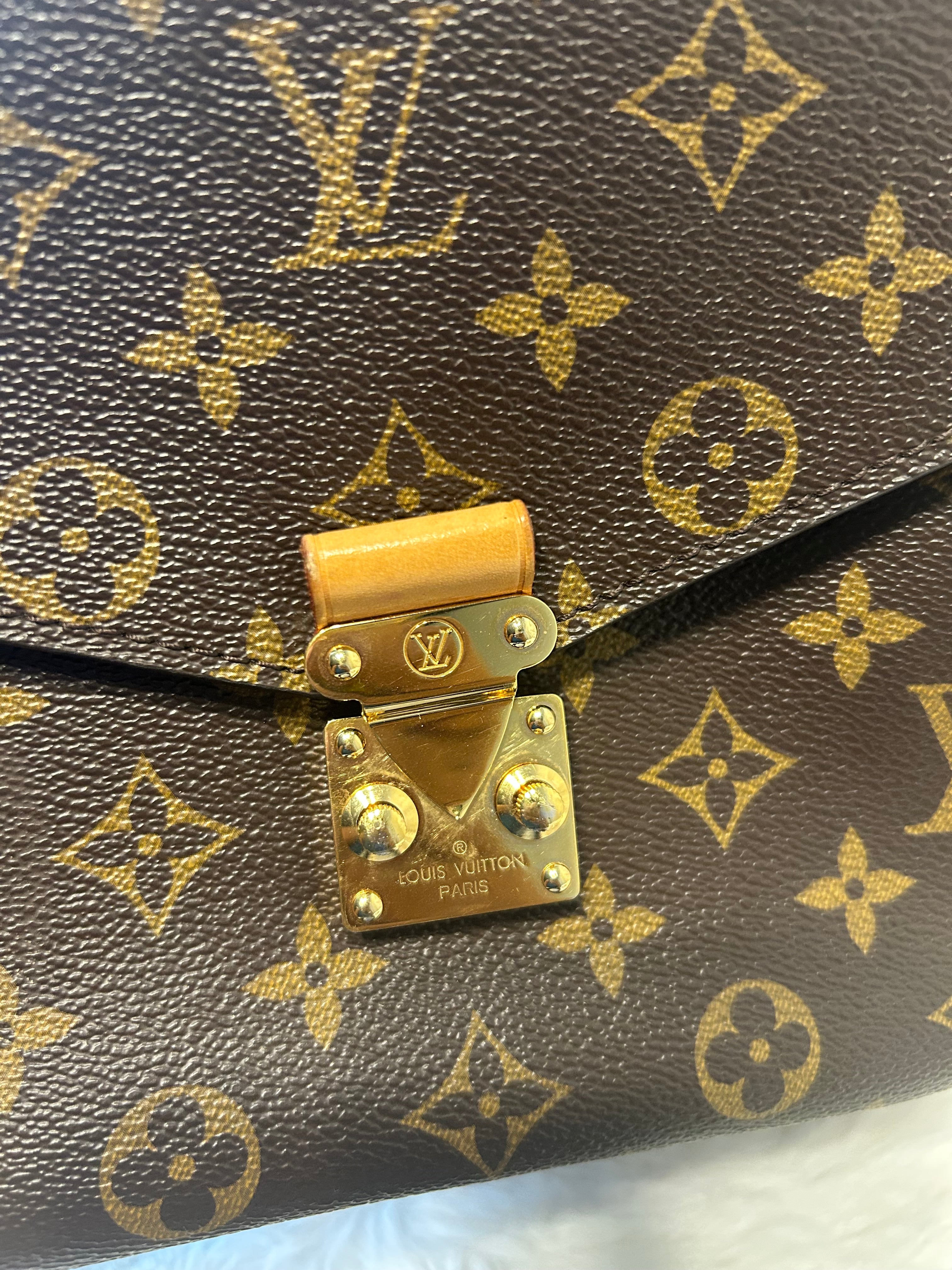 LV Monogram Pochette Metis
