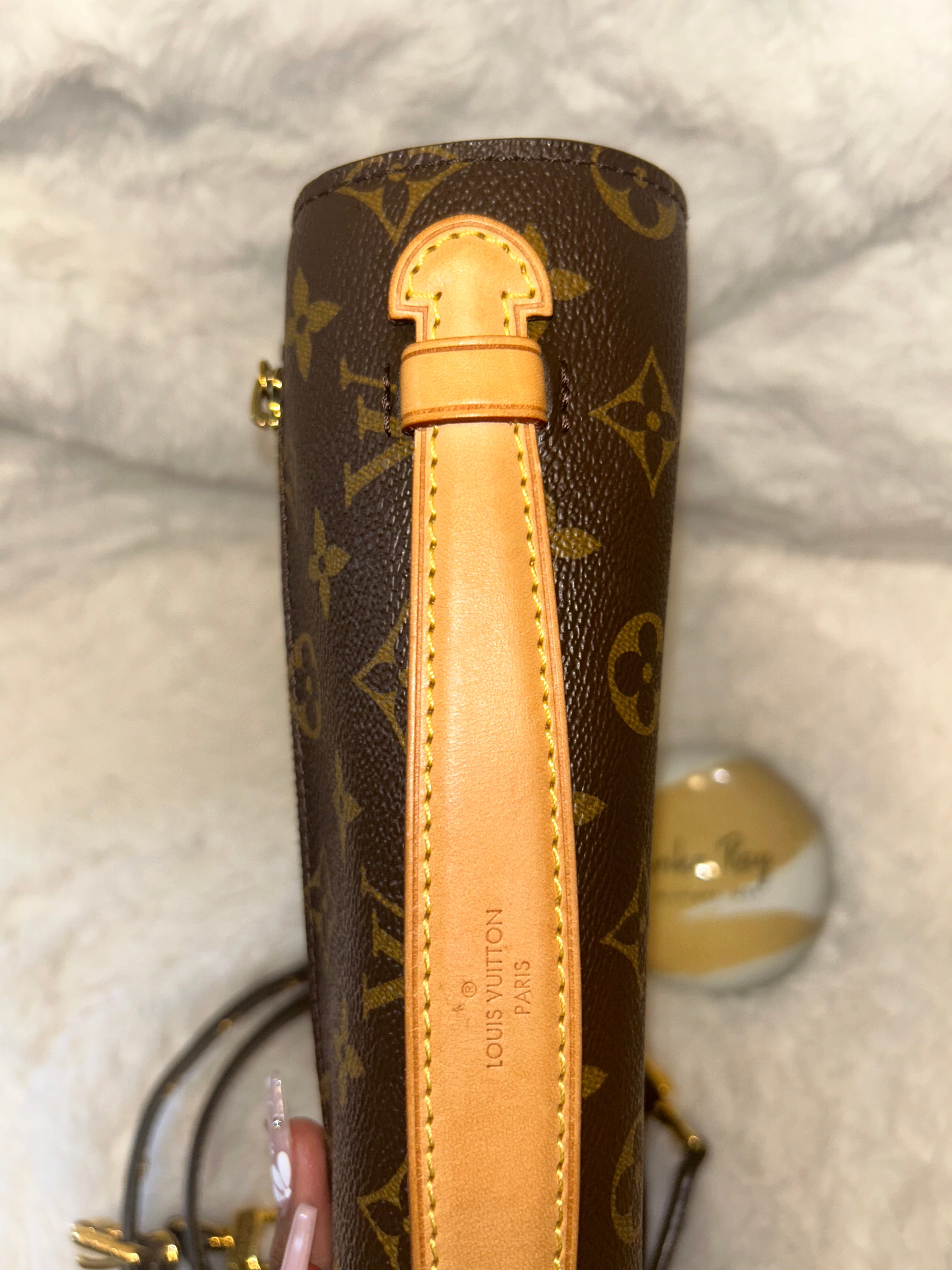 LV Monogram Pochette Metis