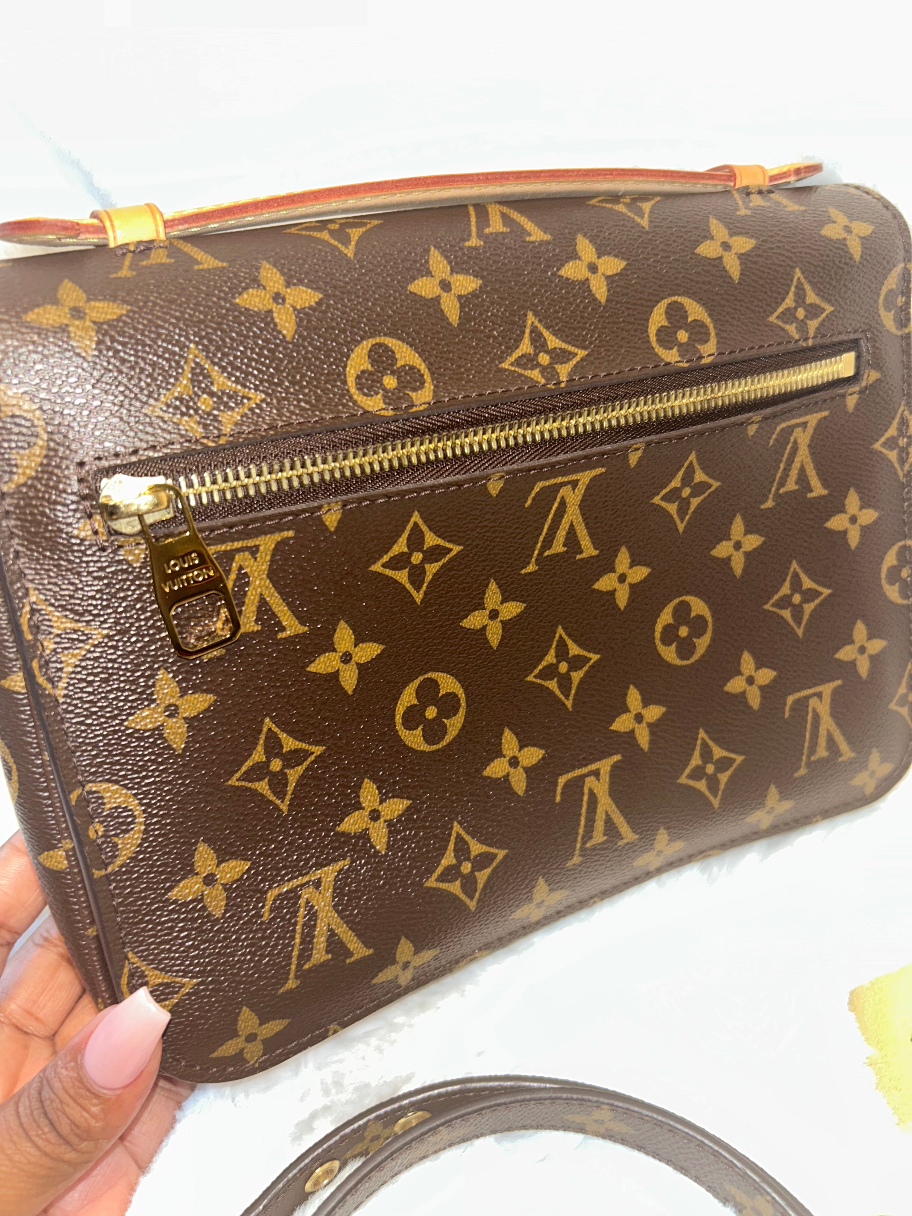LV Monogram Pochette Metis
