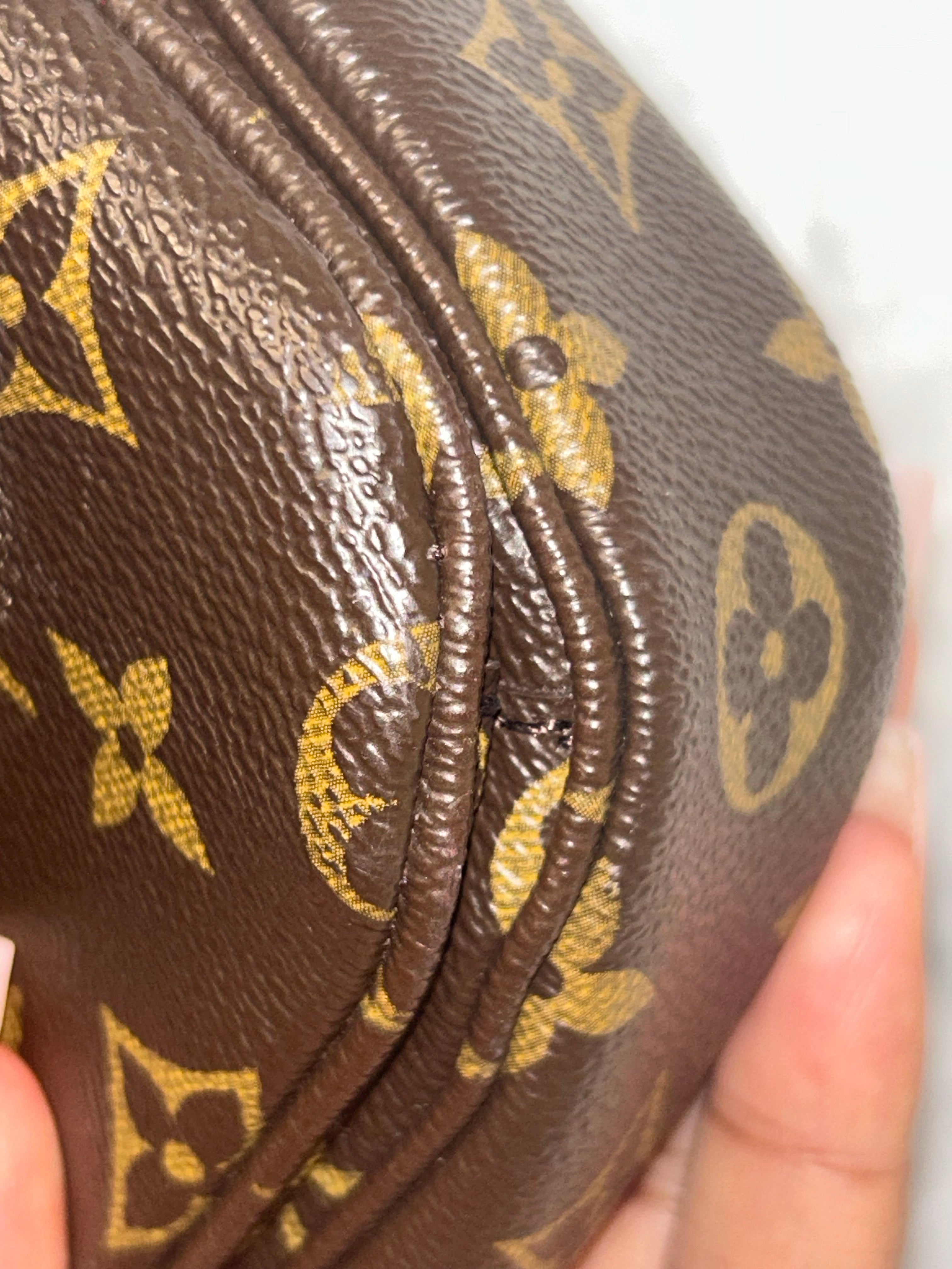LV Monogram Pochette Metis
