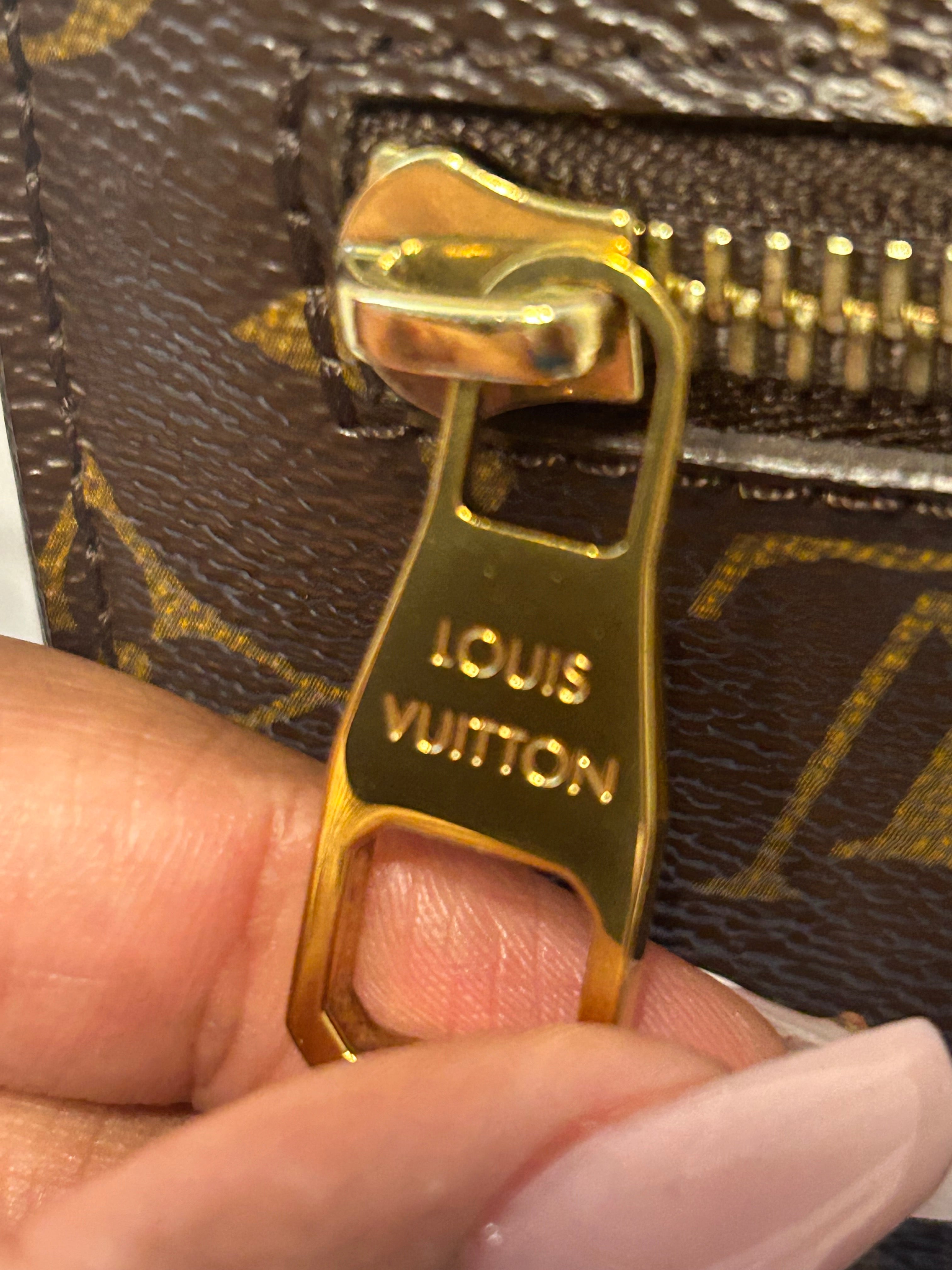LV Monogram Pochette Metis