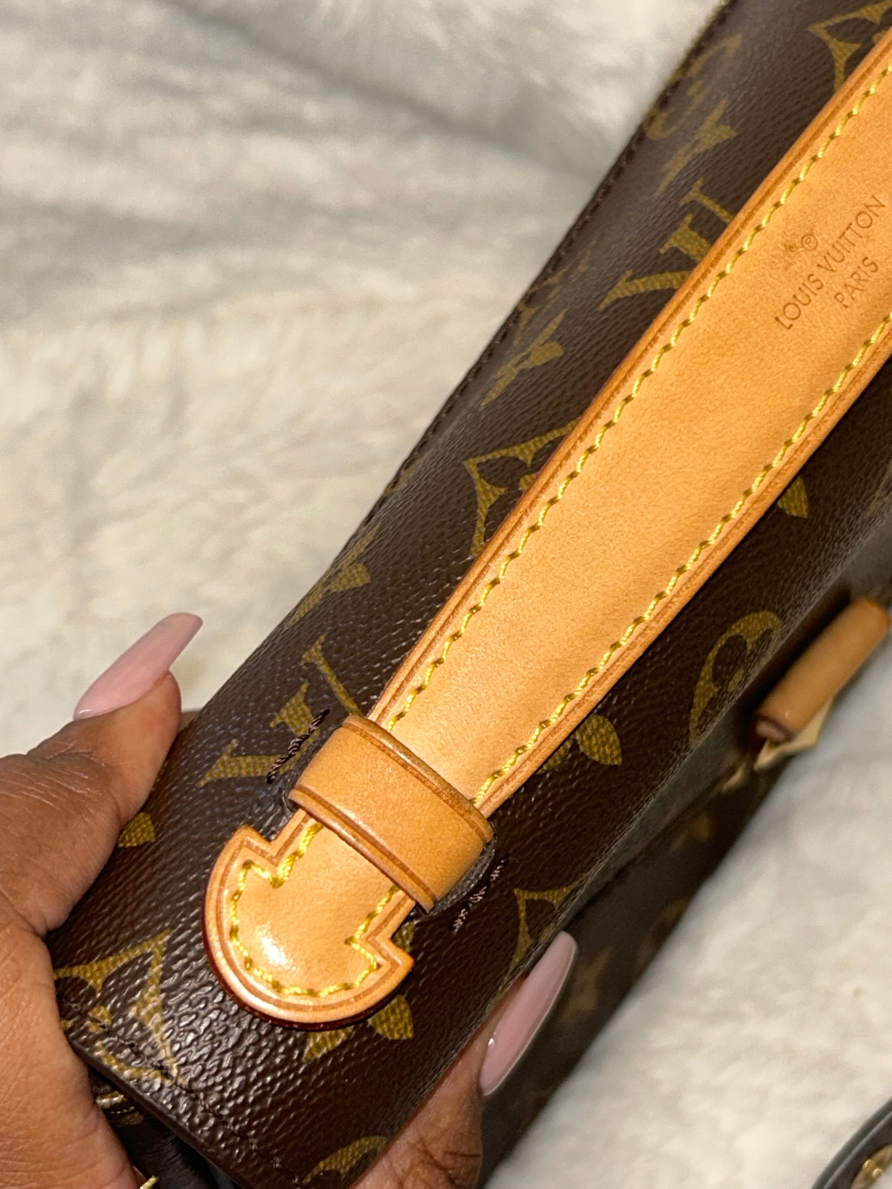 LV Monogram Pochette Metis