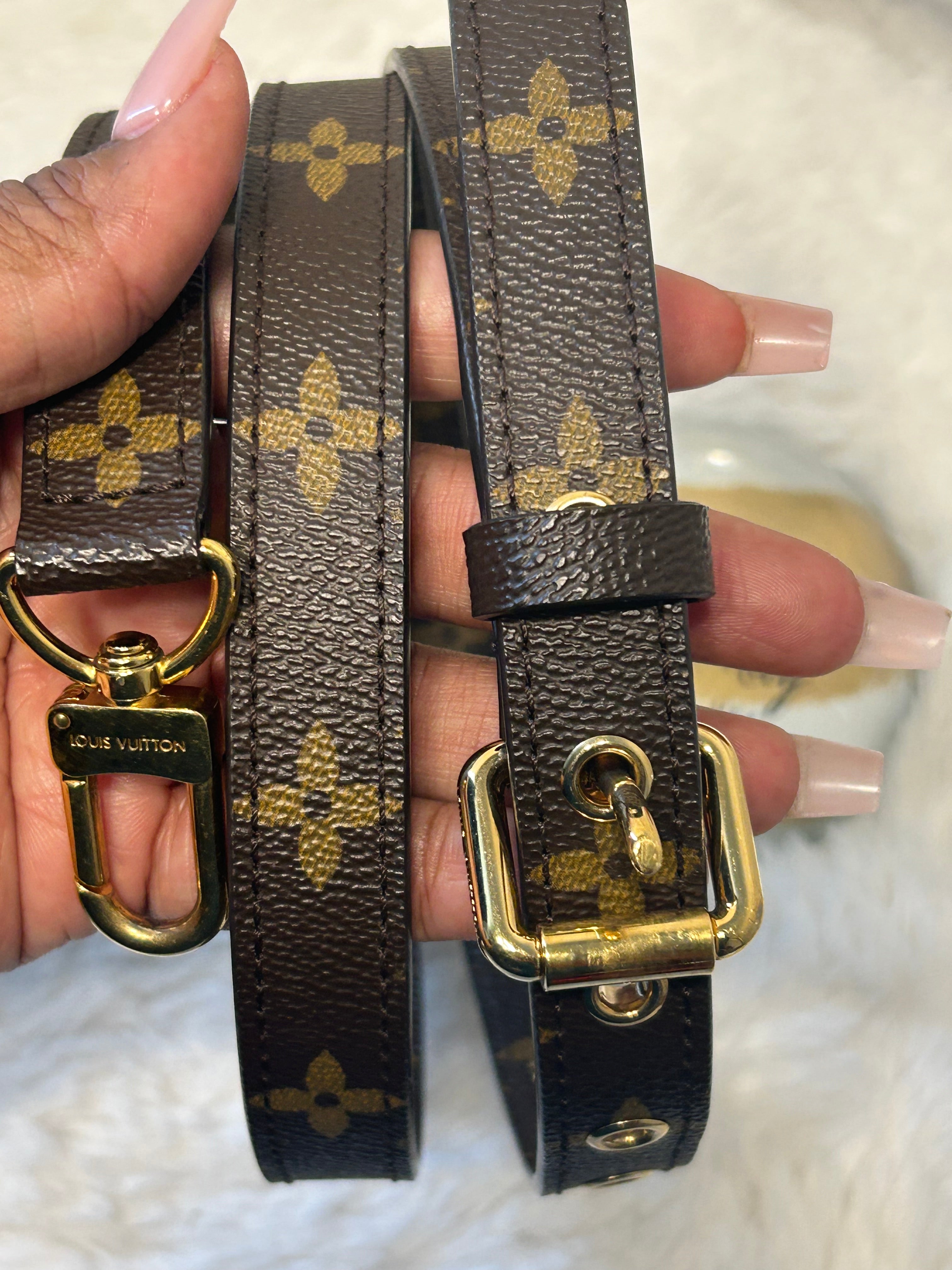 LV Monogram Pochette Metis